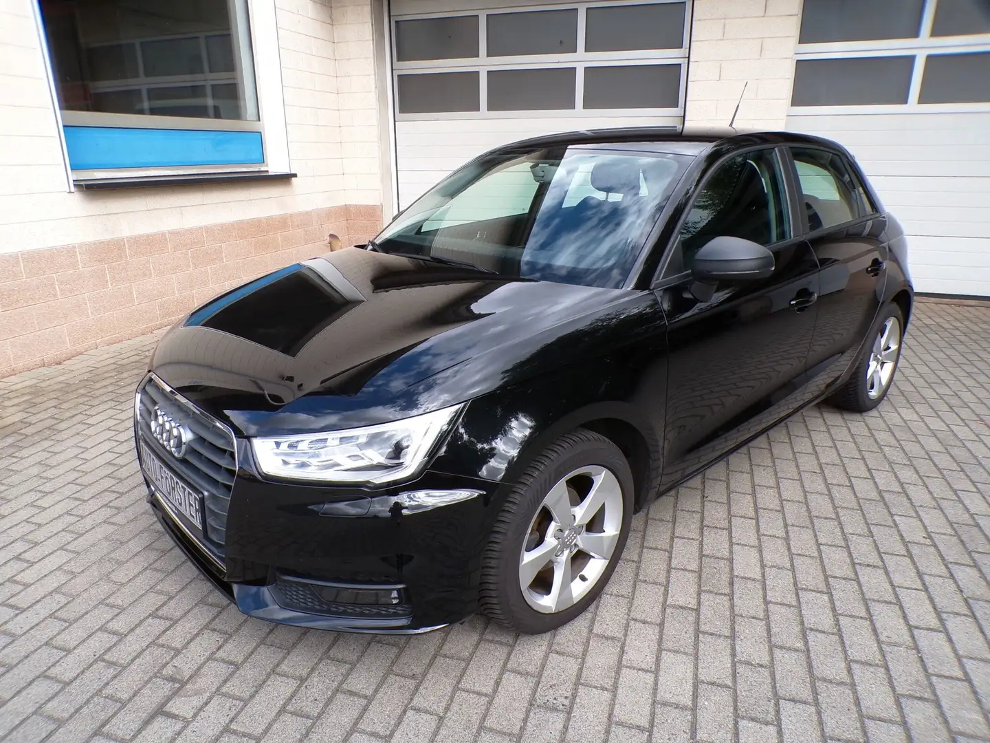 Audi A1 Sport, Navi, Allwetterreif., Alus, Sitzheizg., PDC Noir - 1