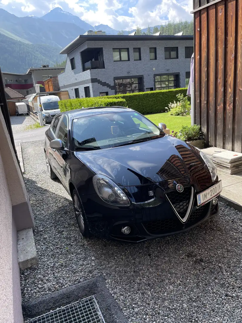 Alfa Romeo Giulietta Exclusive - 2