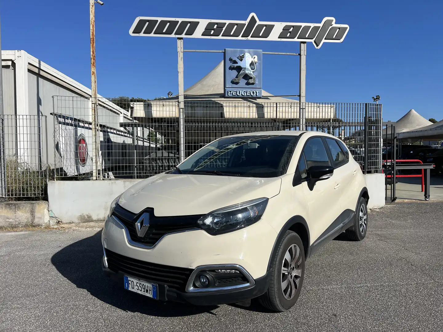 Renault Captur 1.5 dci Life (wave) 90cv E6 Beige - 1