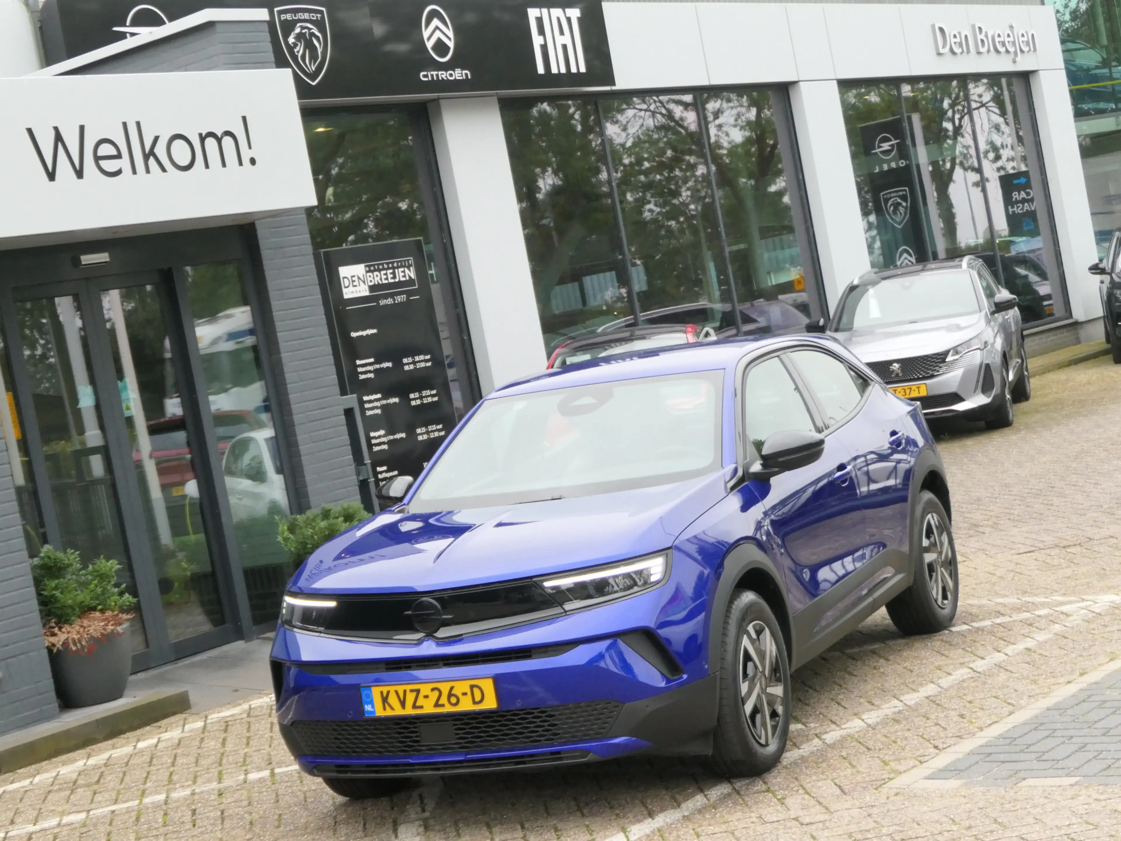 Opel Mokka-E Electric Edition 54 kWh | Camera | Dodehoek detect — photo 10