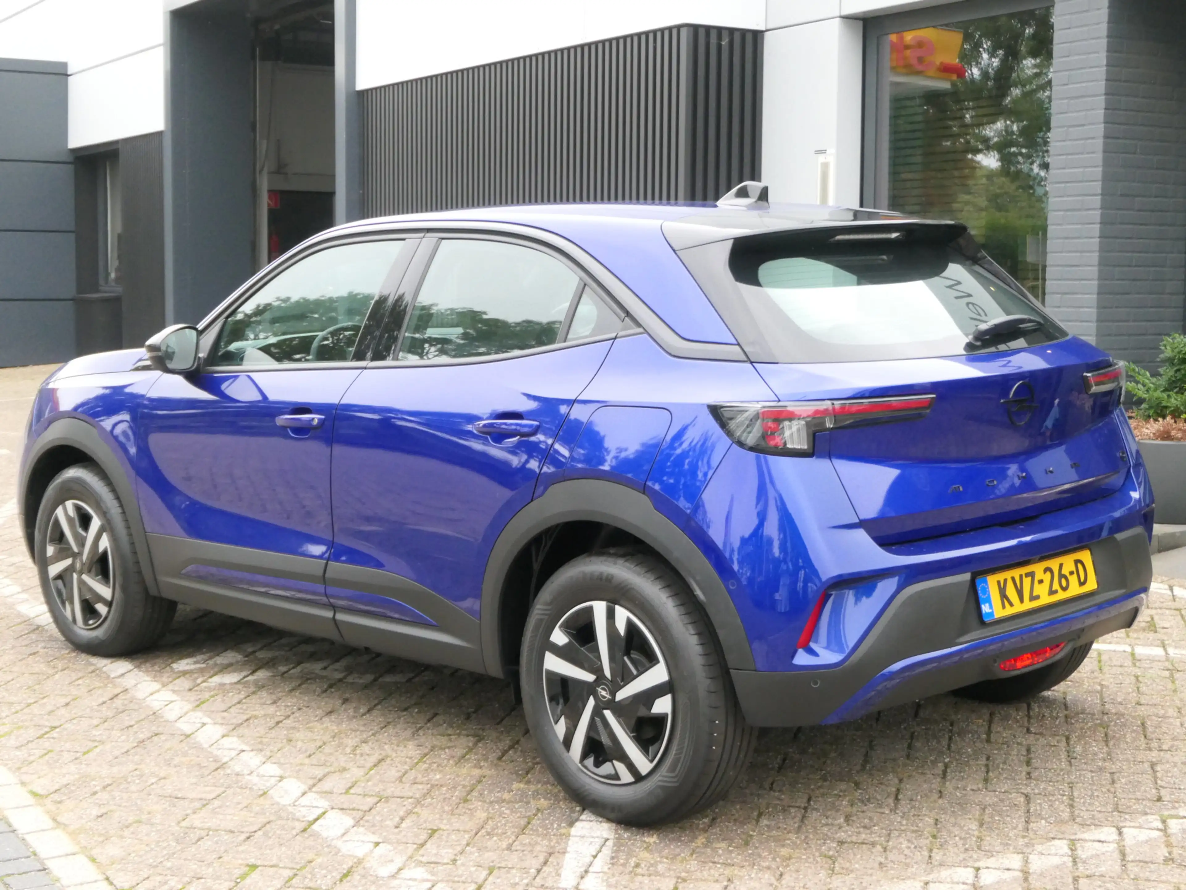 Opel Mokka-E Electric Edition 54 kWh | Camera | Dodehoek detect — photo 7