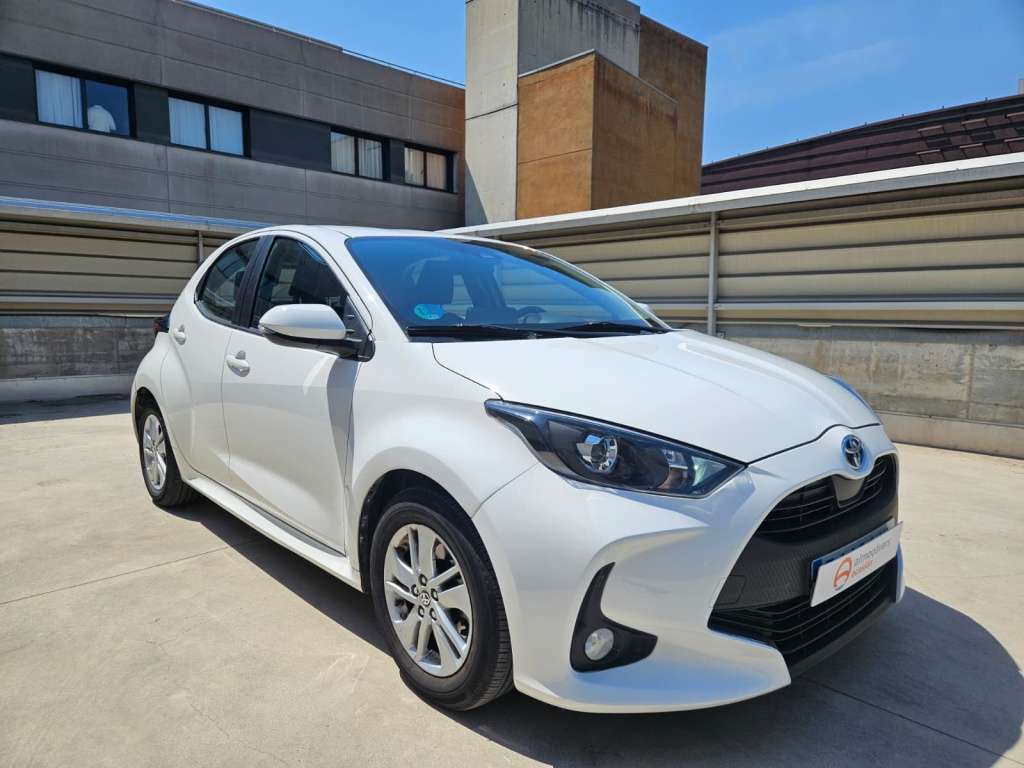 Toyota Yaris BUSINESS PLUS 1.5 VVT-I HEV 116CV 5P - foto 1
