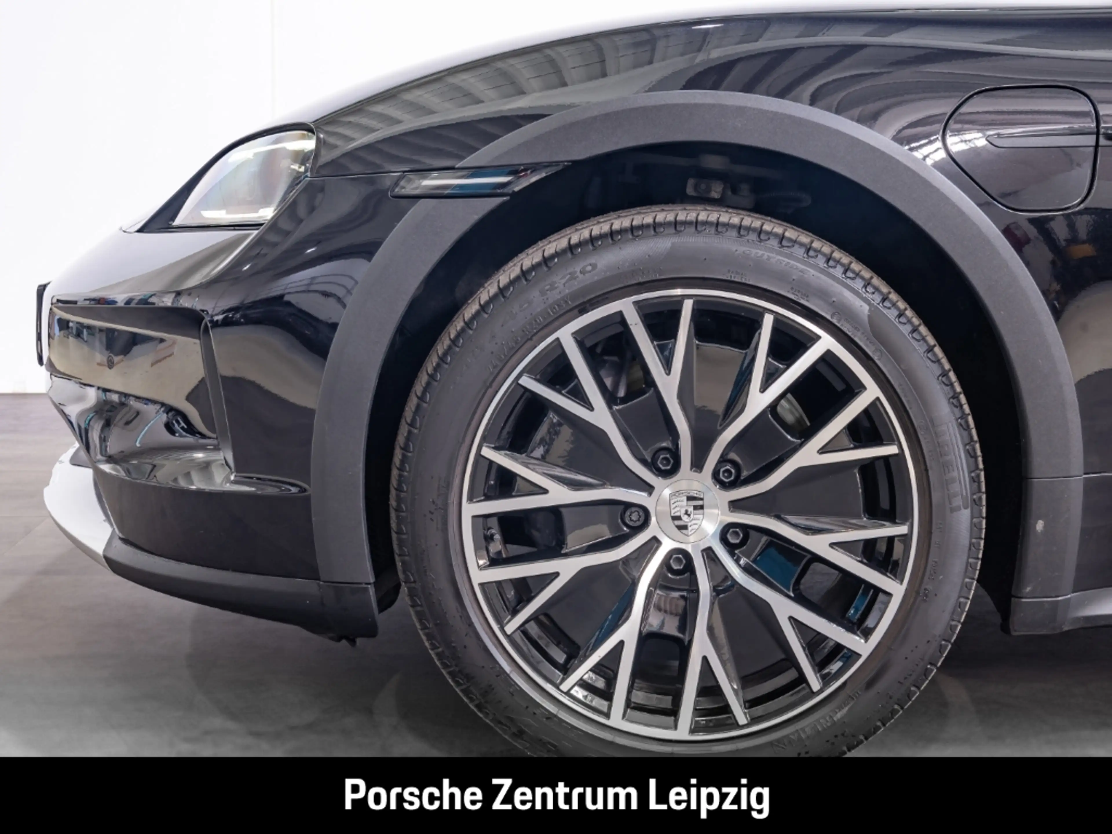 Porsche Taycan 4 Cross Turismo ACC Bose Dachreling Heckträger — photo 7