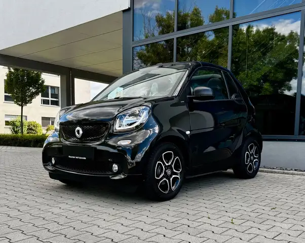smart forTwo Cabrio*NUR30.000KM*AHK!!*AUTOMAT*NAVI*SHZ