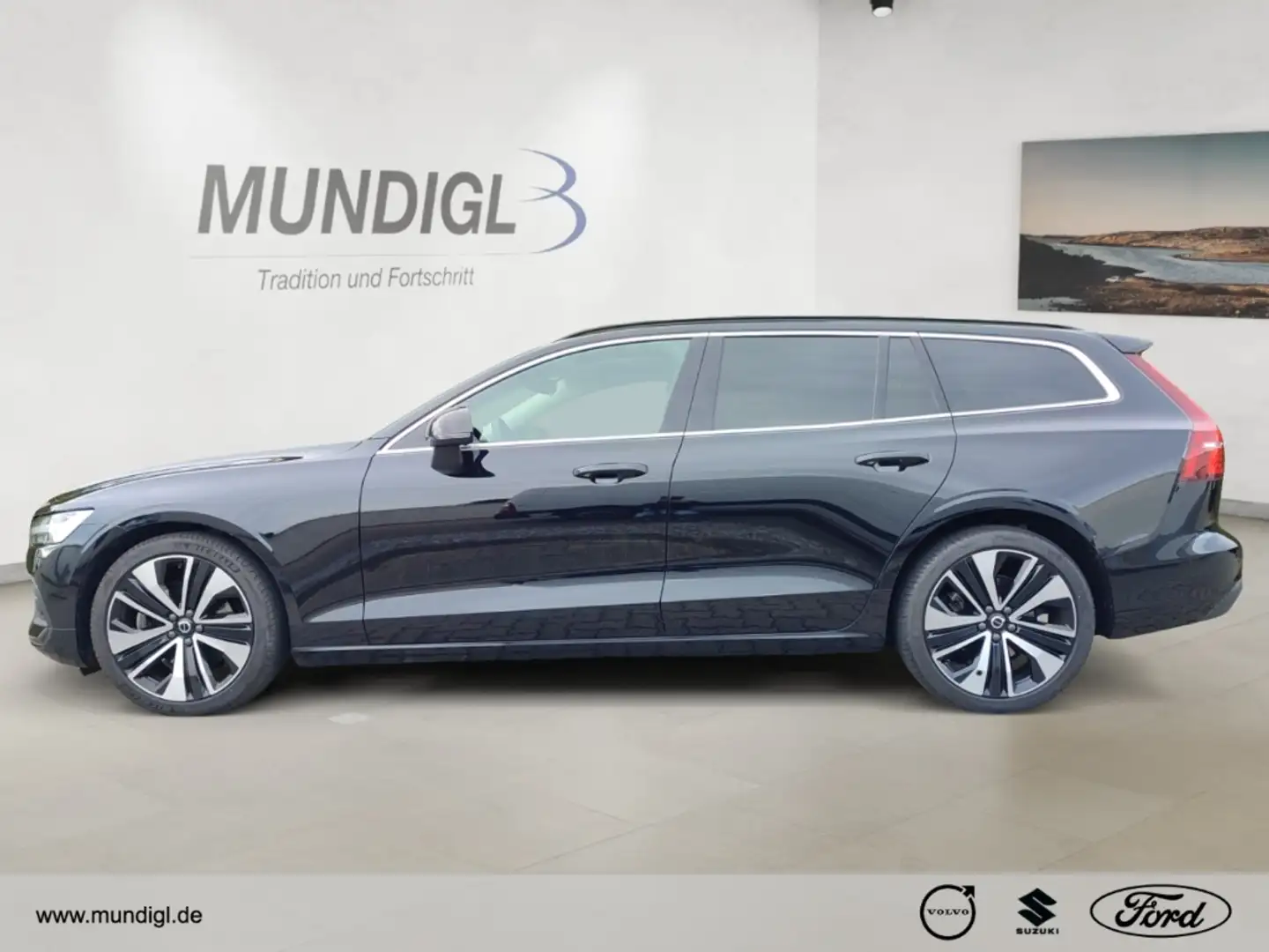 Volvo V60 B4 Mild Hybrid Diesel Core 19 Zoll Nero - 2