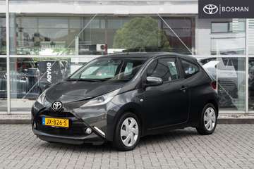 1.0 VVT-i x-play