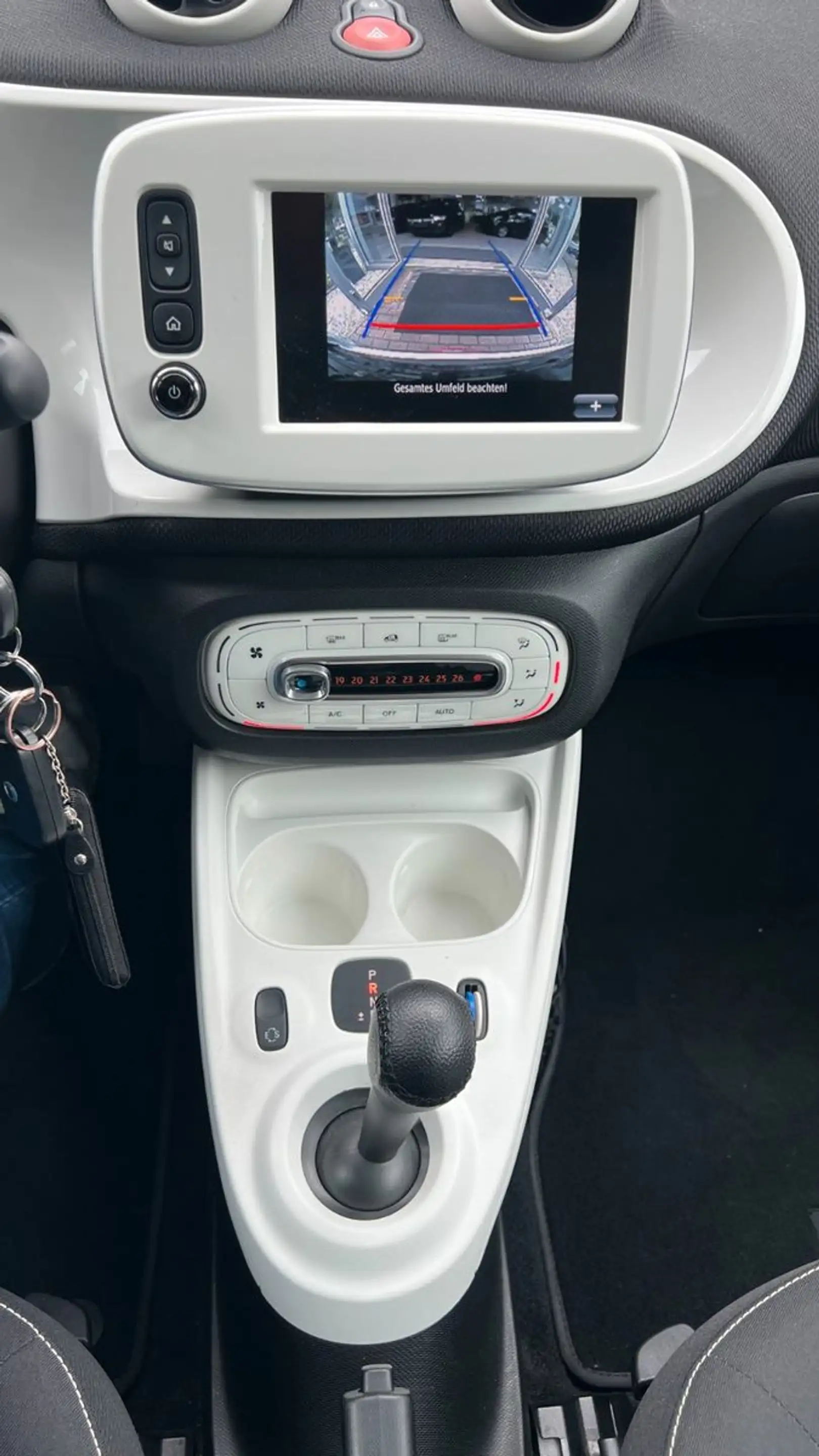 smart forTwo fortwo /Navi/Pano/Rückf.Kamera — photo 14