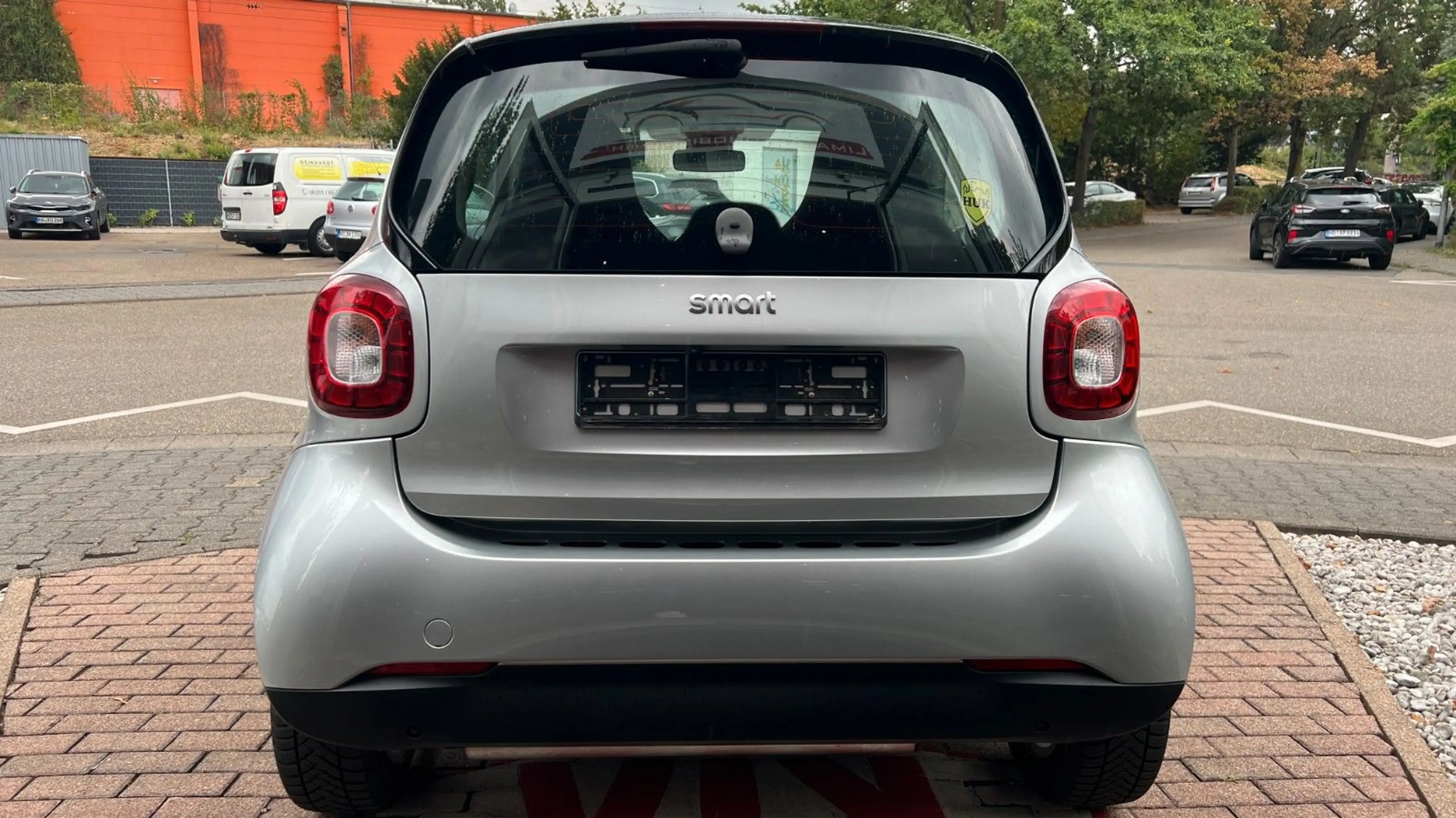 smart forTwo fortwo /Navi/Pano/Rückf.Kamera — photo 6