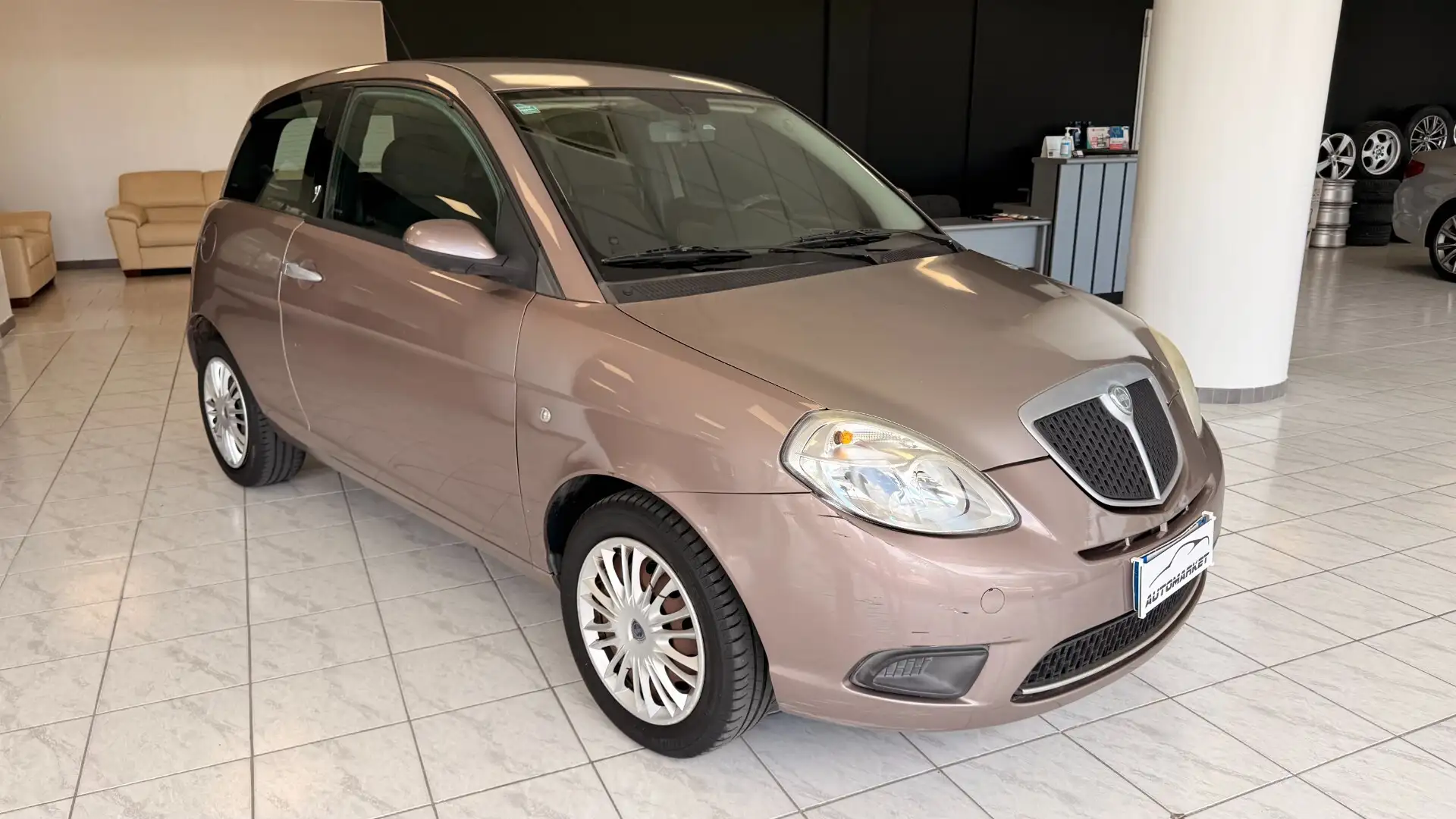 Lancia Ypsilon Ypsilon 1.2 Oro Lilla - 2
