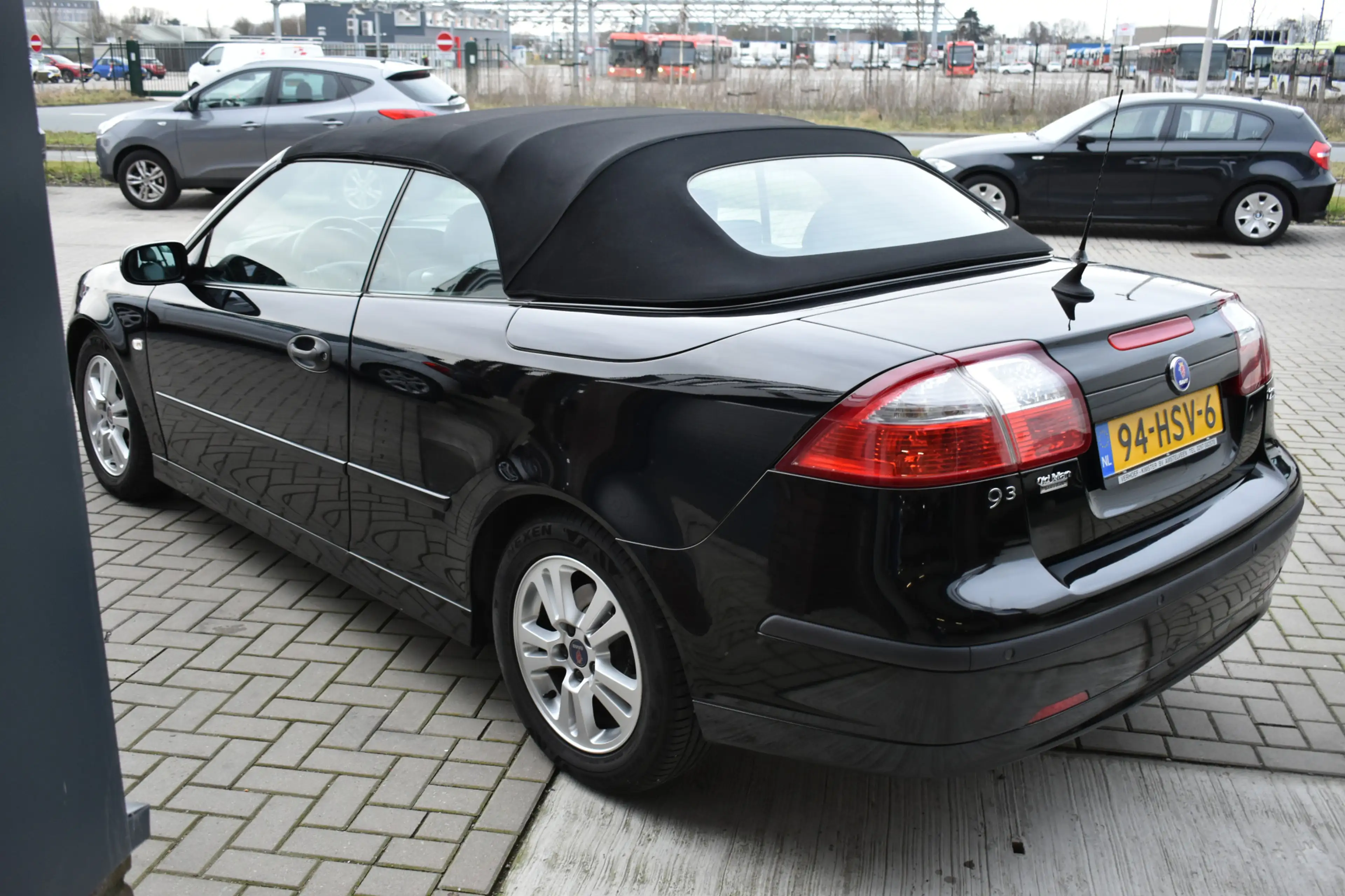 Saab 9-3 Cabrio 2.0t Vector — photo 6
