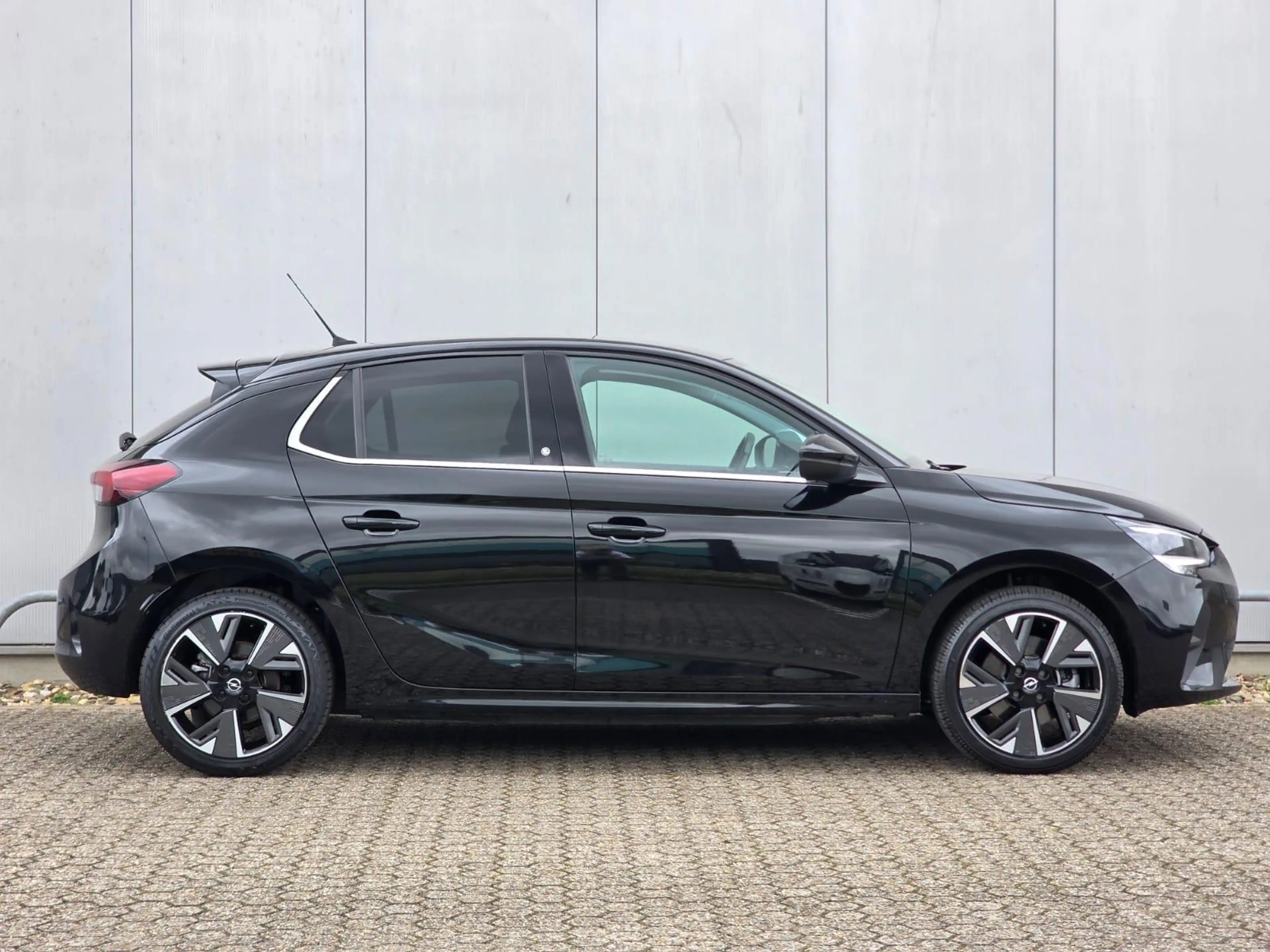 Opel Corsa-e Level 3 50 kWh — photo 4