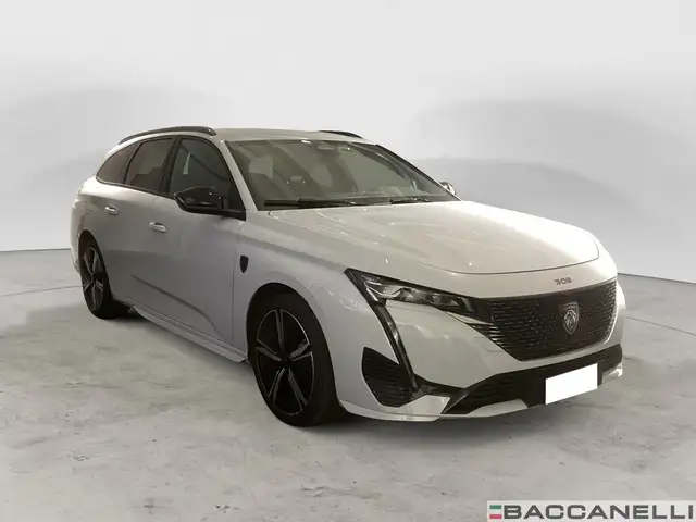 Peugeot 308 view 4