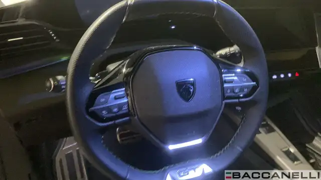 Peugeot 308 view 12