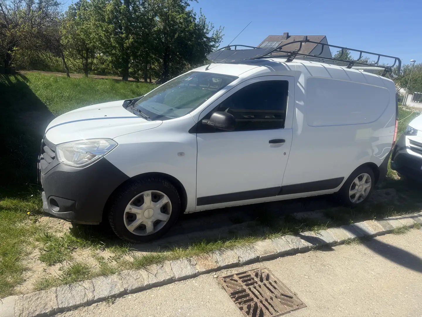 Dacia Dokker Lauréate dCi 75 - 1