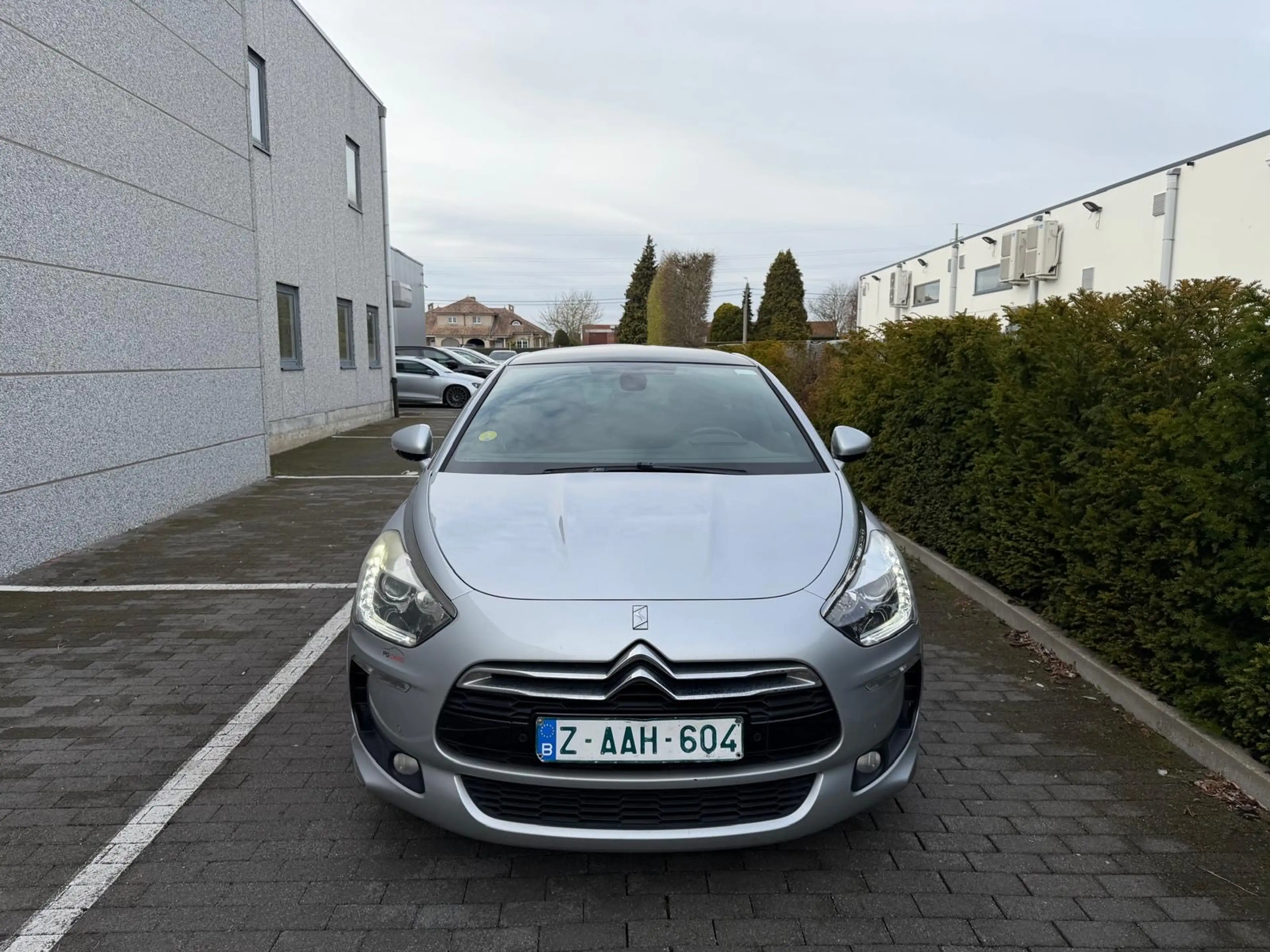 Citroen DS5 DS5 2.0 HDi So Chic — photo 2