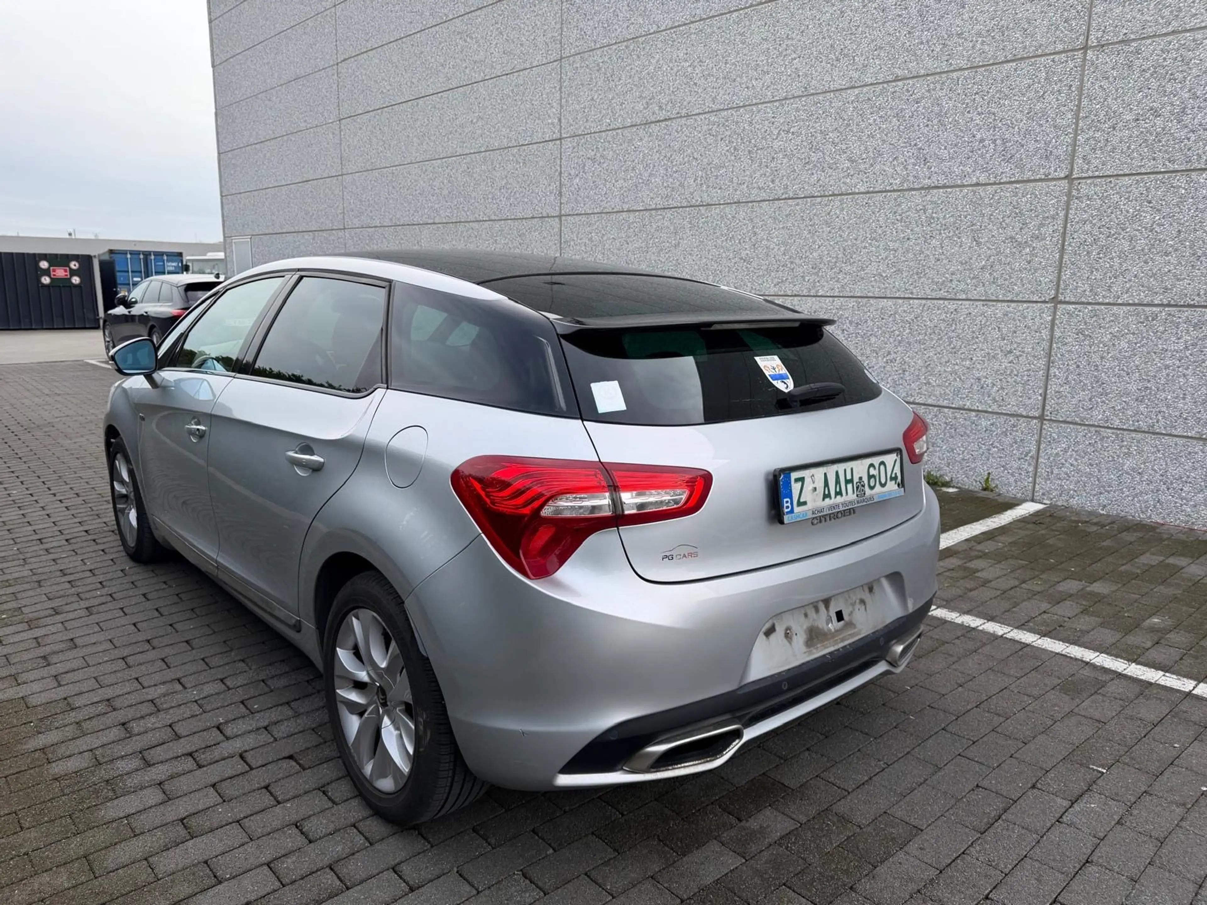 Citroen DS5 DS5 2.0 HDi So Chic — photo 11