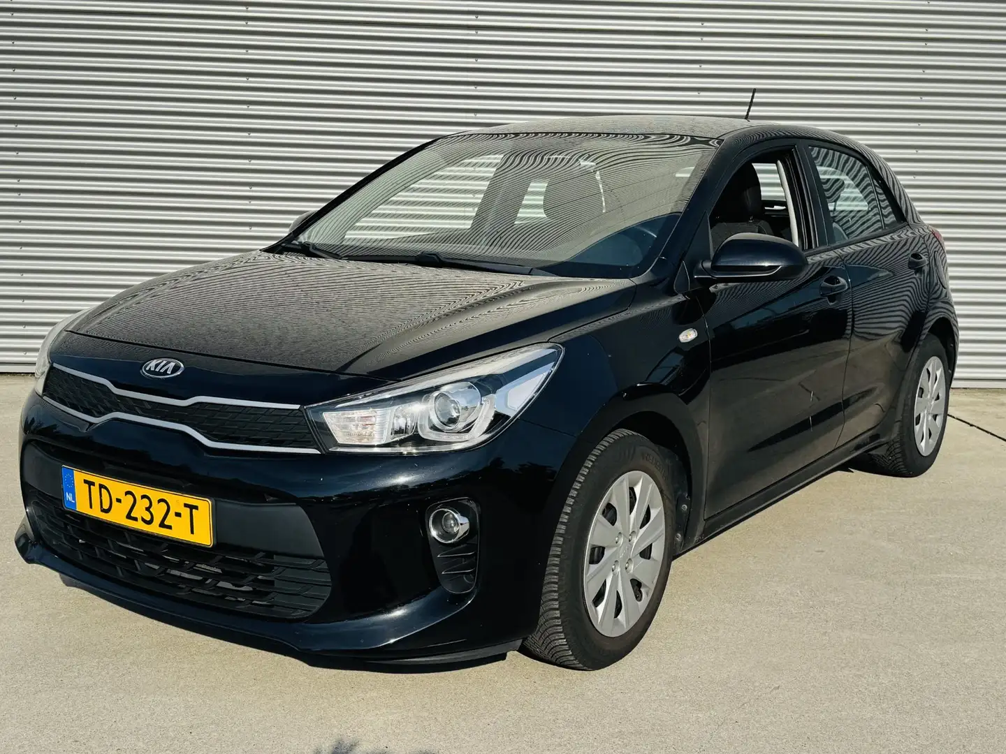 Kia Rio 1.0 TGDI ComfortPlusLine Navigator Navi | DAB+ | C Zwart - 2
