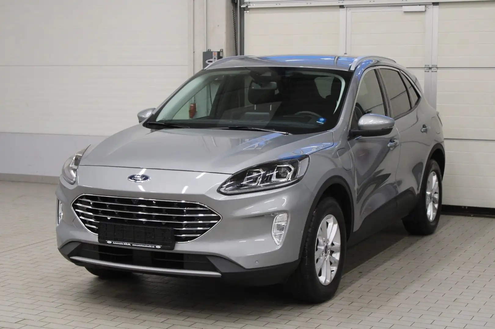 Ford Kuga Plug-in-Hybrid Titanium X, NAVI/LED/iACC Silber - 2