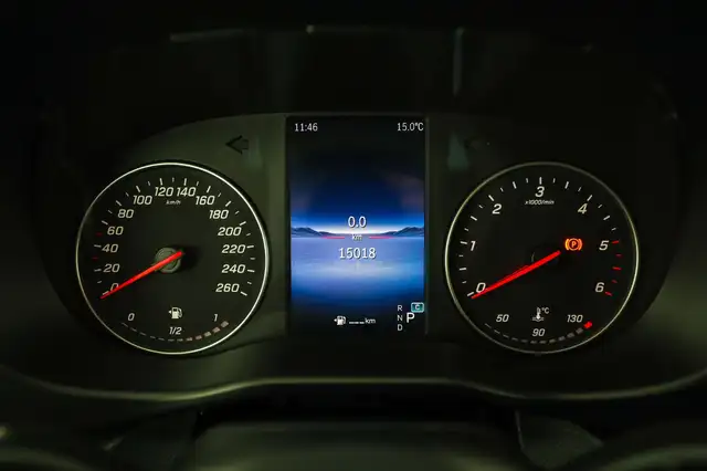 Mercedes-Benz Vito view 11