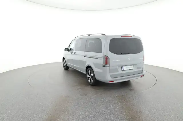 Mercedes-Benz Vito view 5