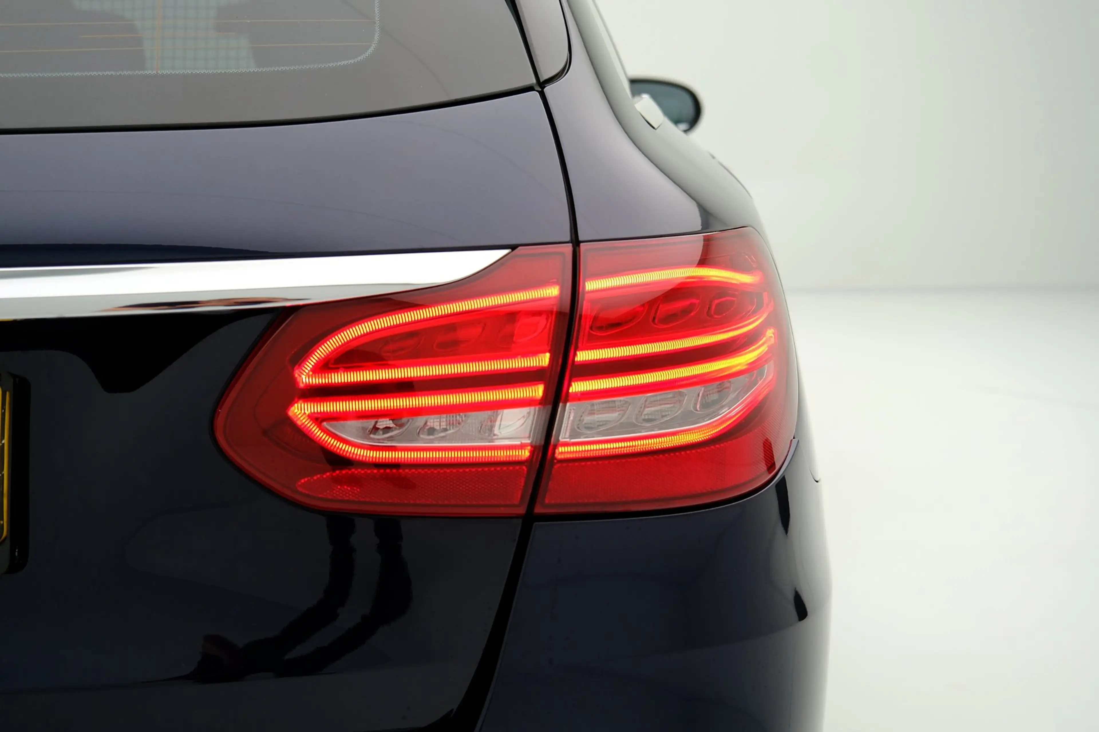Mercedes-Benz C 180 Estate Premium Aut. Cam|LMV|1/2 Leer — photo 30