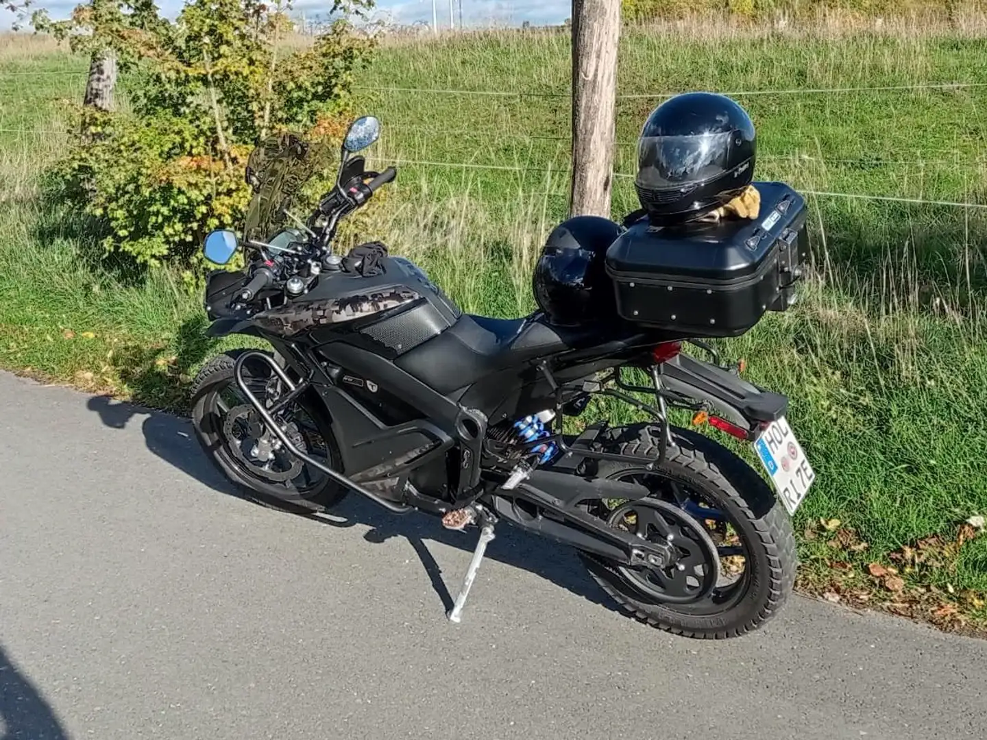 Zero Zero DSR 14,4 Black Forest Edition Charge tank - 1