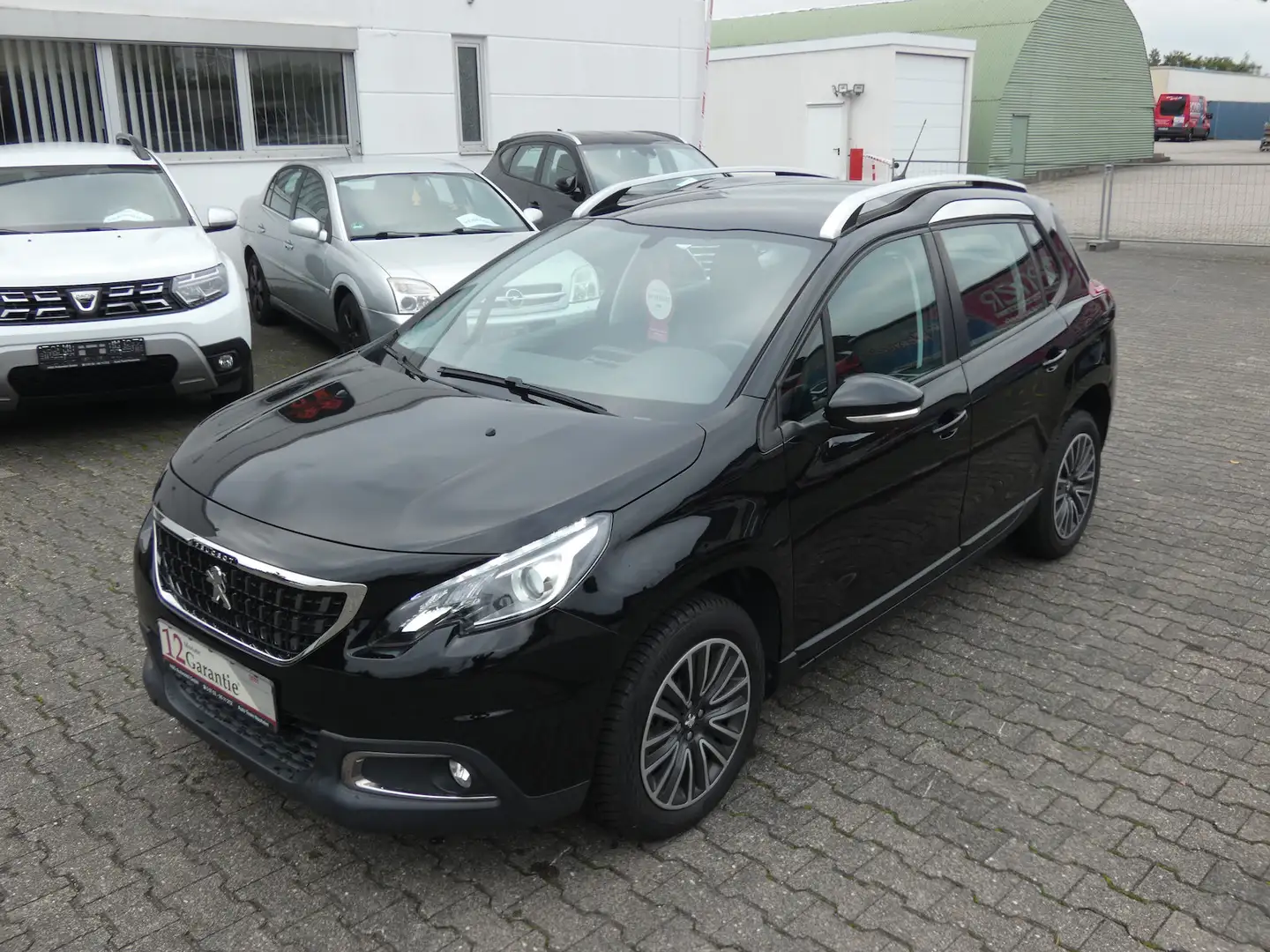 Peugeot 2008 Active *KLIMA*PDC* Noir - 2