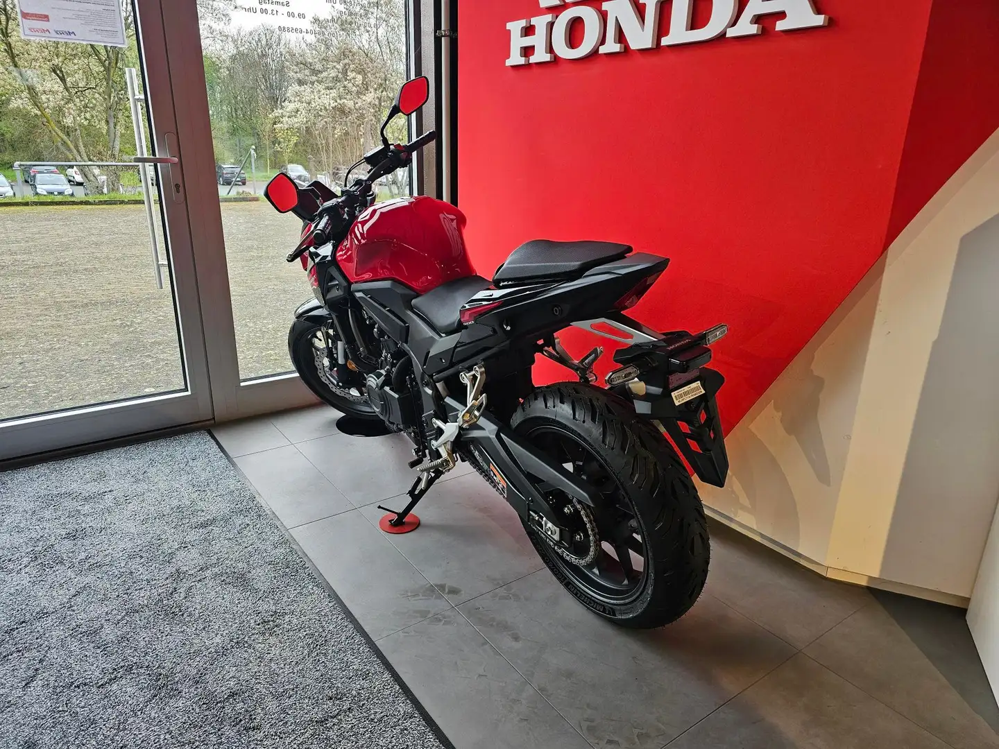 Honda CB 500 Hornet Červená - 2