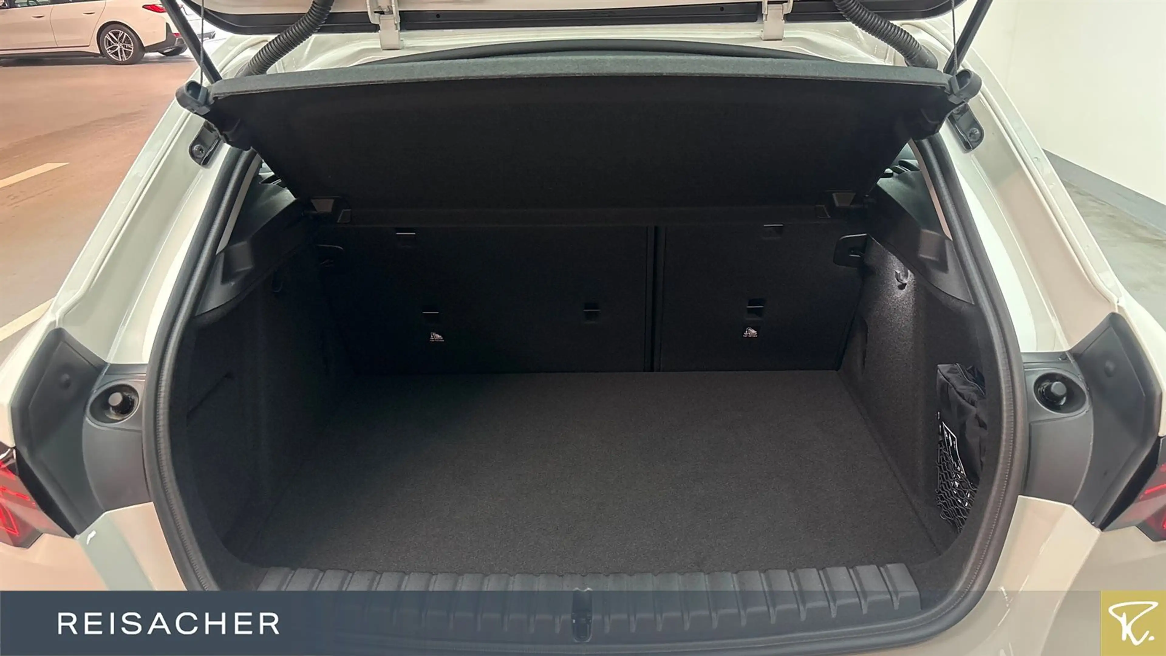 BMW 120 Autom — photo 10