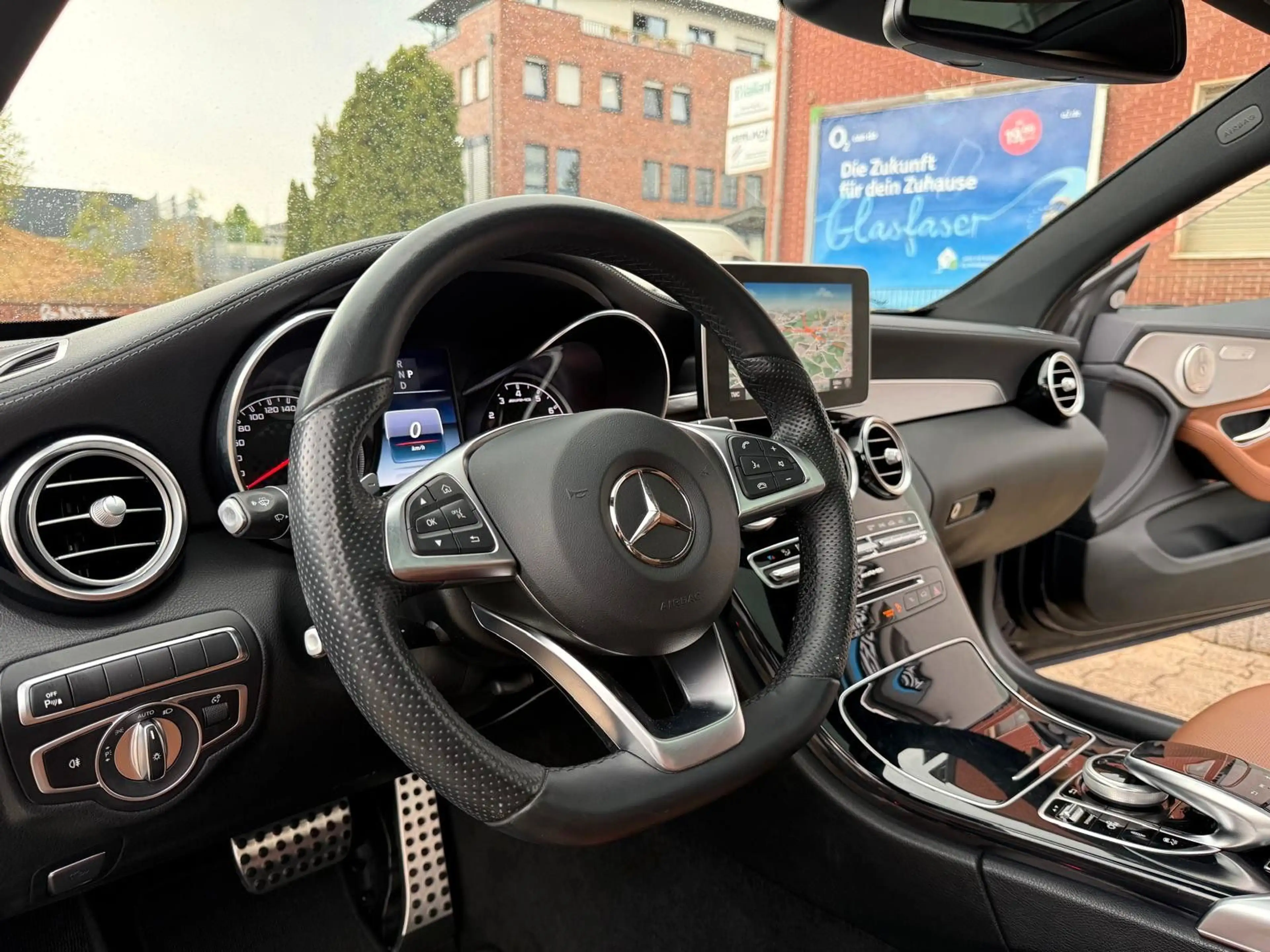 Mercedes-Benz C 43 AMG C Coupe 4Matic *Panorama*Kamera*LED* — photo 10