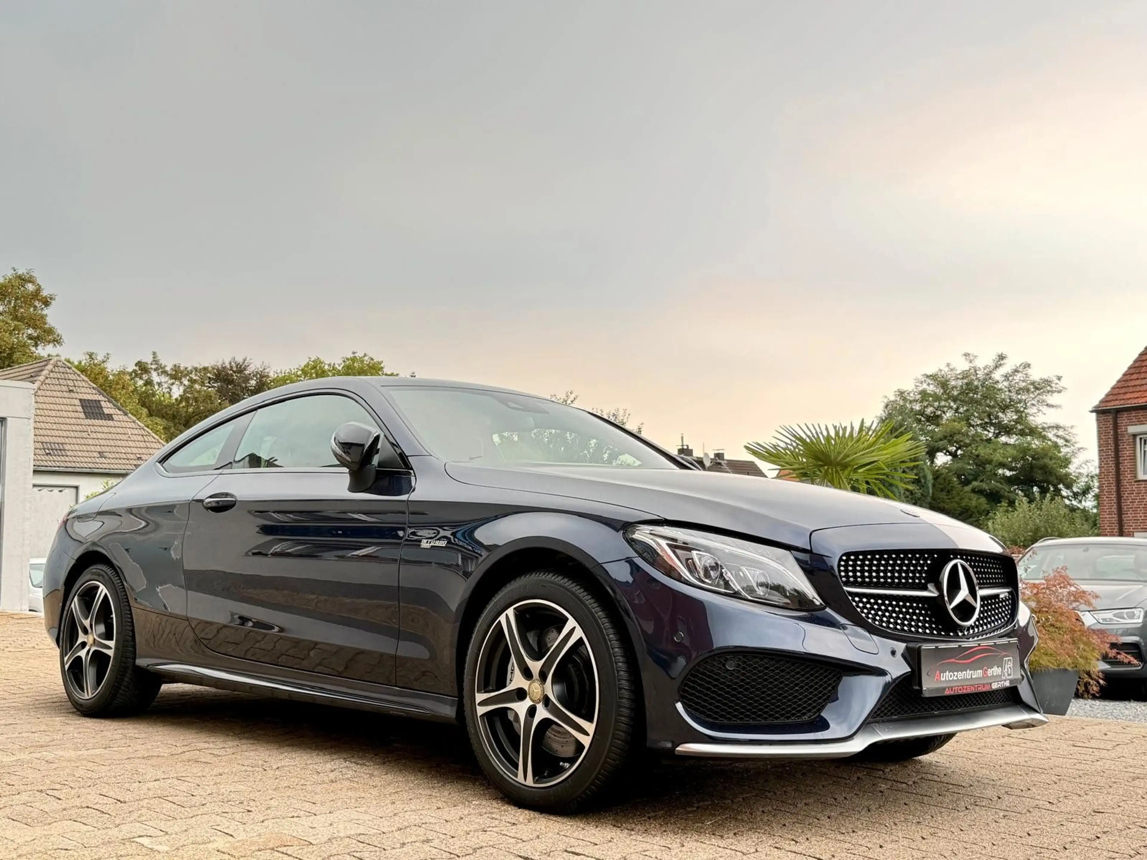 Mercedes-Benz C 43 AMG C Coupe 4Matic *Panorama*Kamera*LED* — photo 4