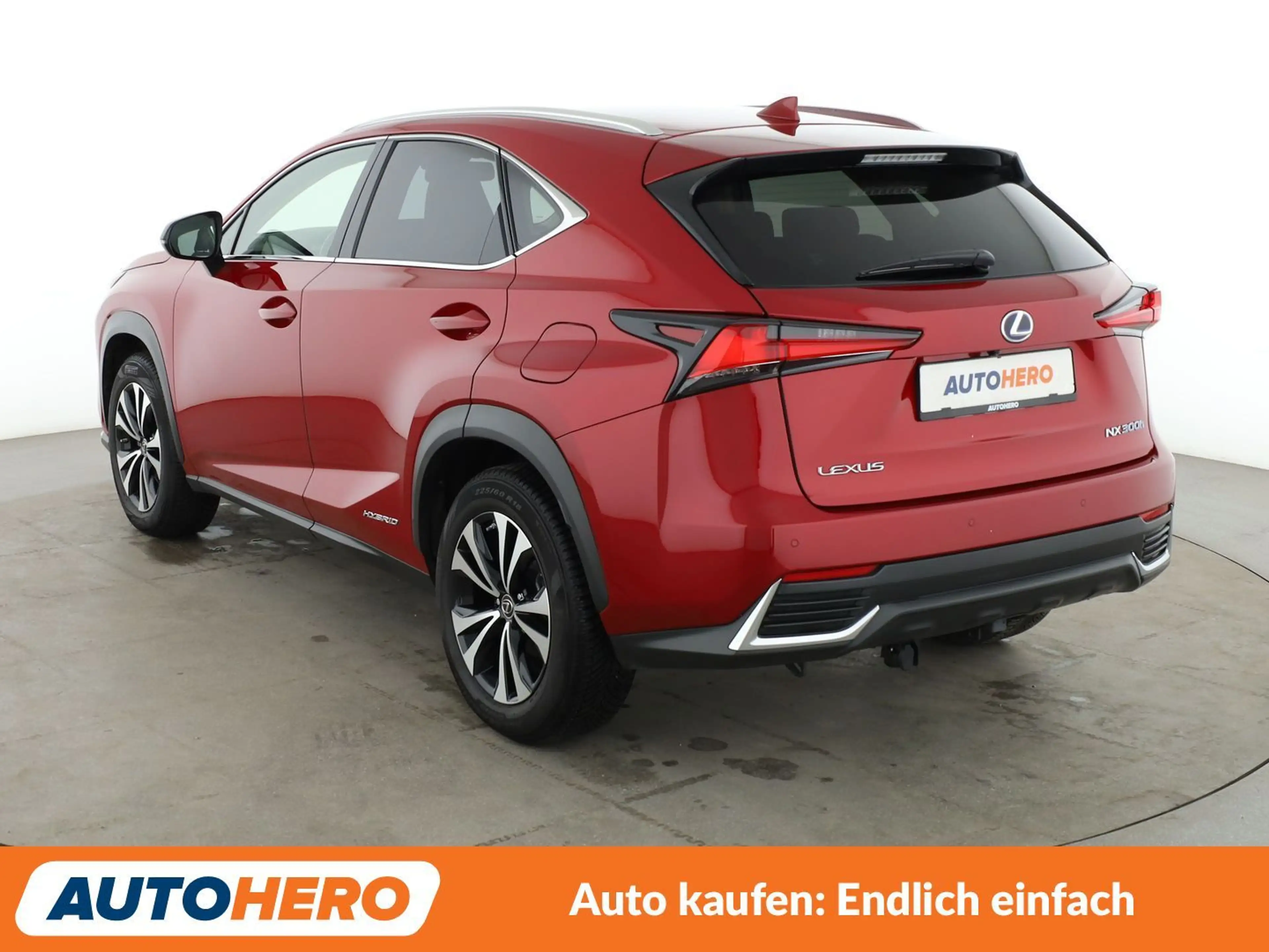 Lexus NX 300h NX 300h Business Line Aut*LED*TEMPO*CAM*PDC*SHZ* — photo 4