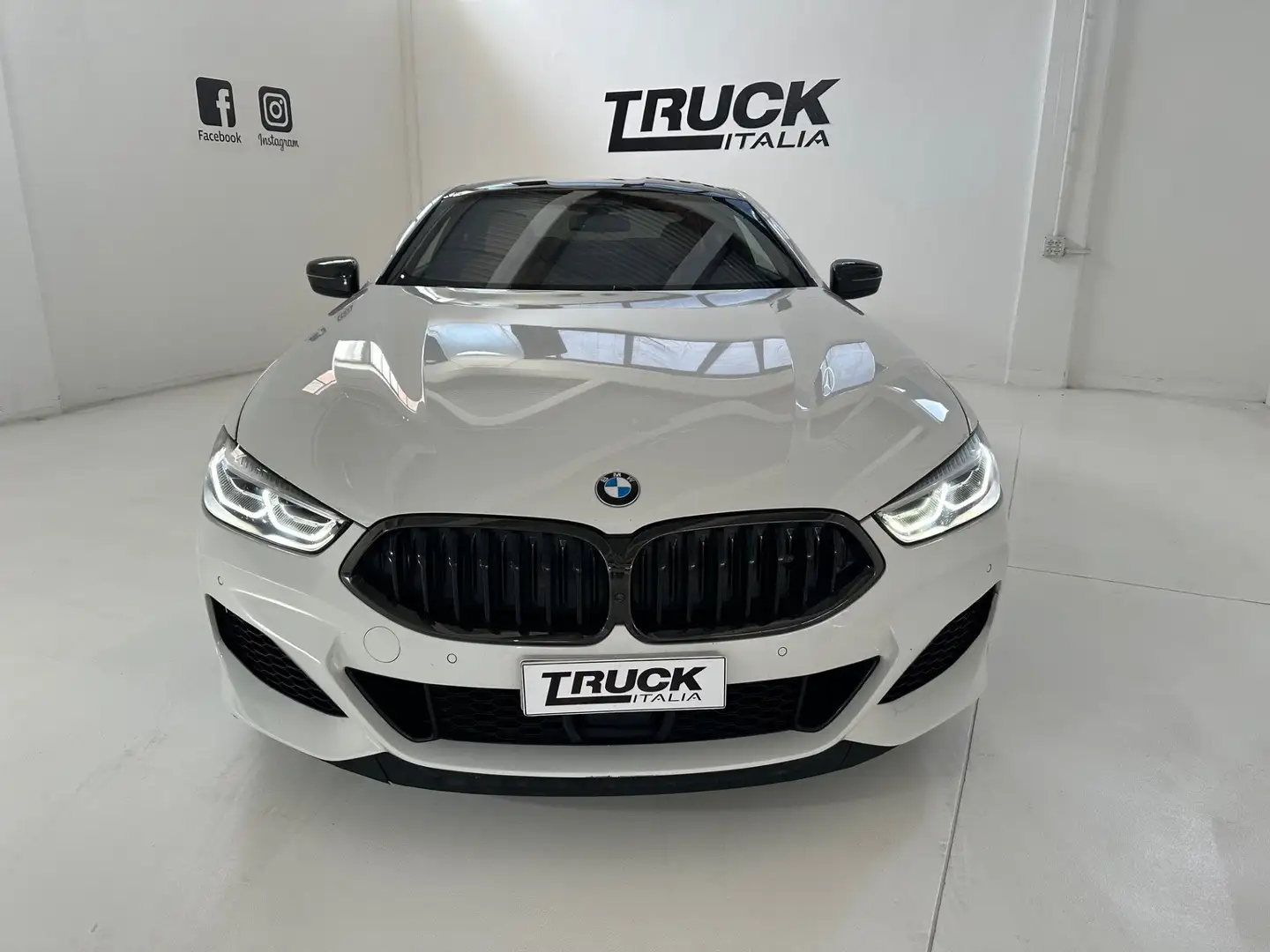 BMW 850 M 850i Coupe xdrive Individual Composition auto Blanc - 2
