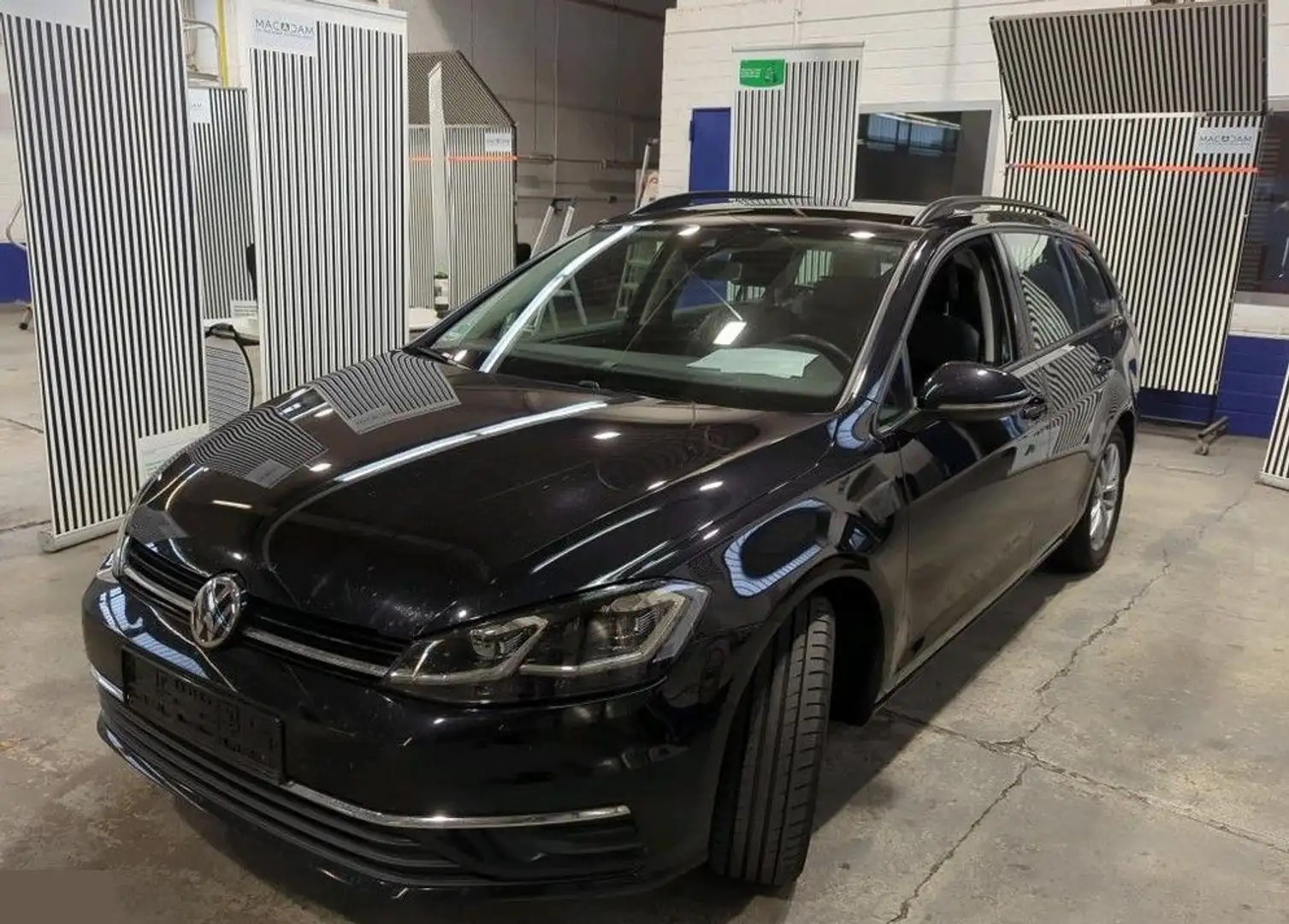 Volkswagen Golf VII Var. 1.5TSI DSG Navi LED ACC Alcantara Noir - 1