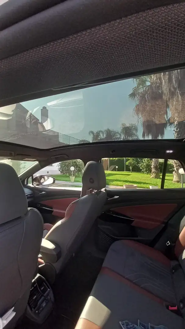 Volkswagen ID.4 ID.4 77 kWh 1st edition Max 204cv Bianco - 2