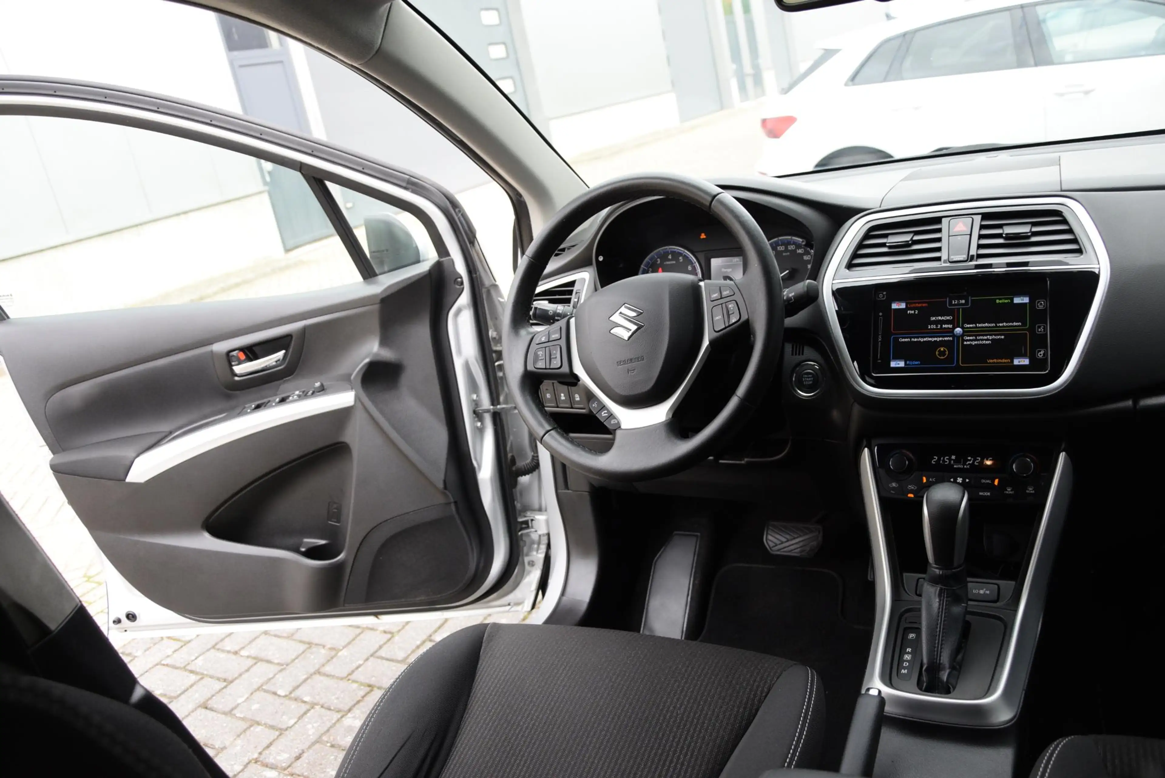 Suzuki S-Cross 1.4 Boosterjet Exclusive | automaat | trekhaak | c — photo 26