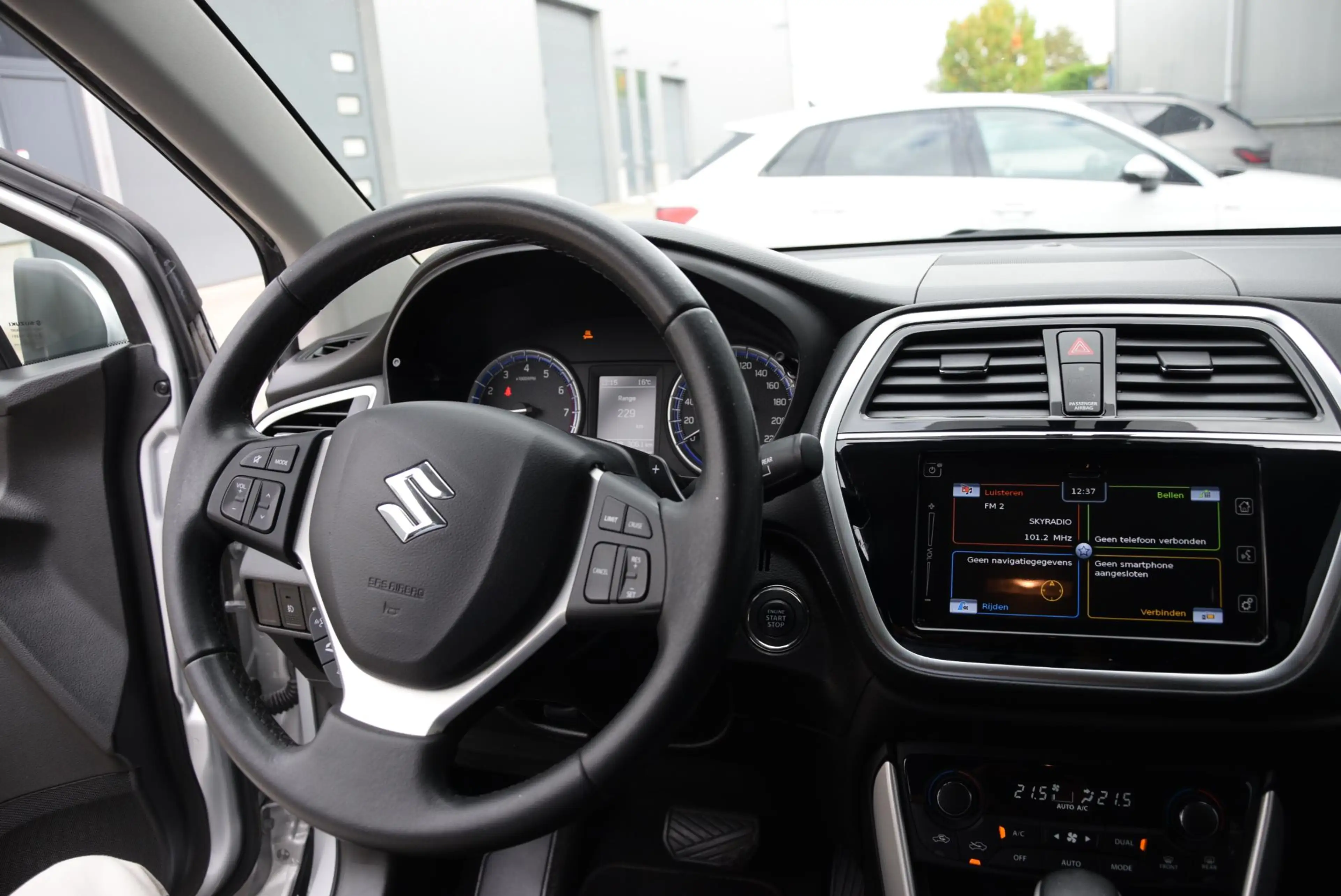 Suzuki S-Cross 1.4 Boosterjet Exclusive | automaat | trekhaak | c — photo 23
