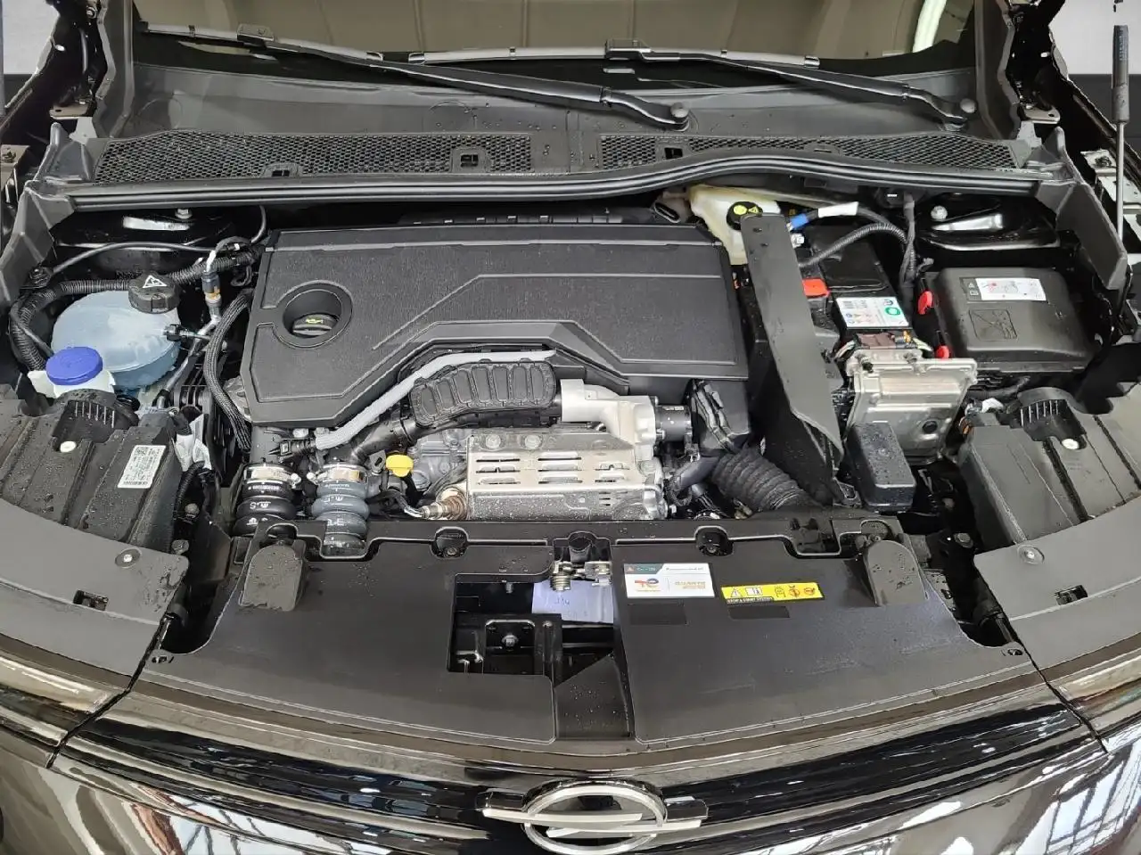 Opel Mokka Edition 1.2 100KW/136PS AT6 +SHZ+LKHZ+ 14