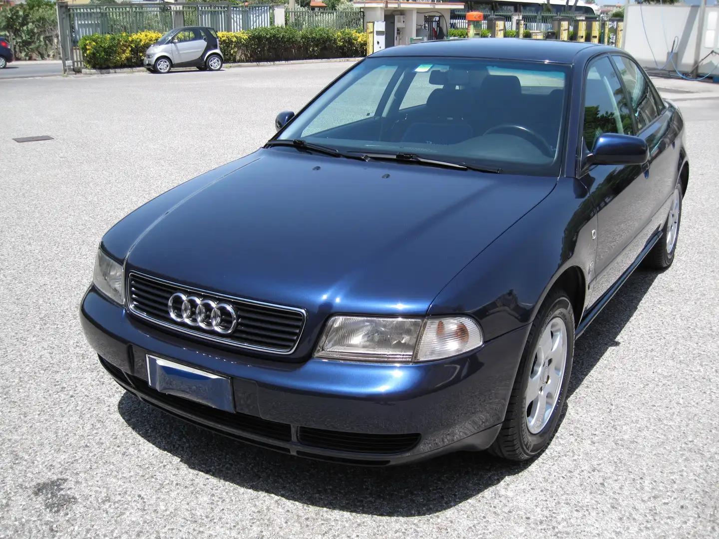 Audi A4 advanced Blu/Azzurro - 2