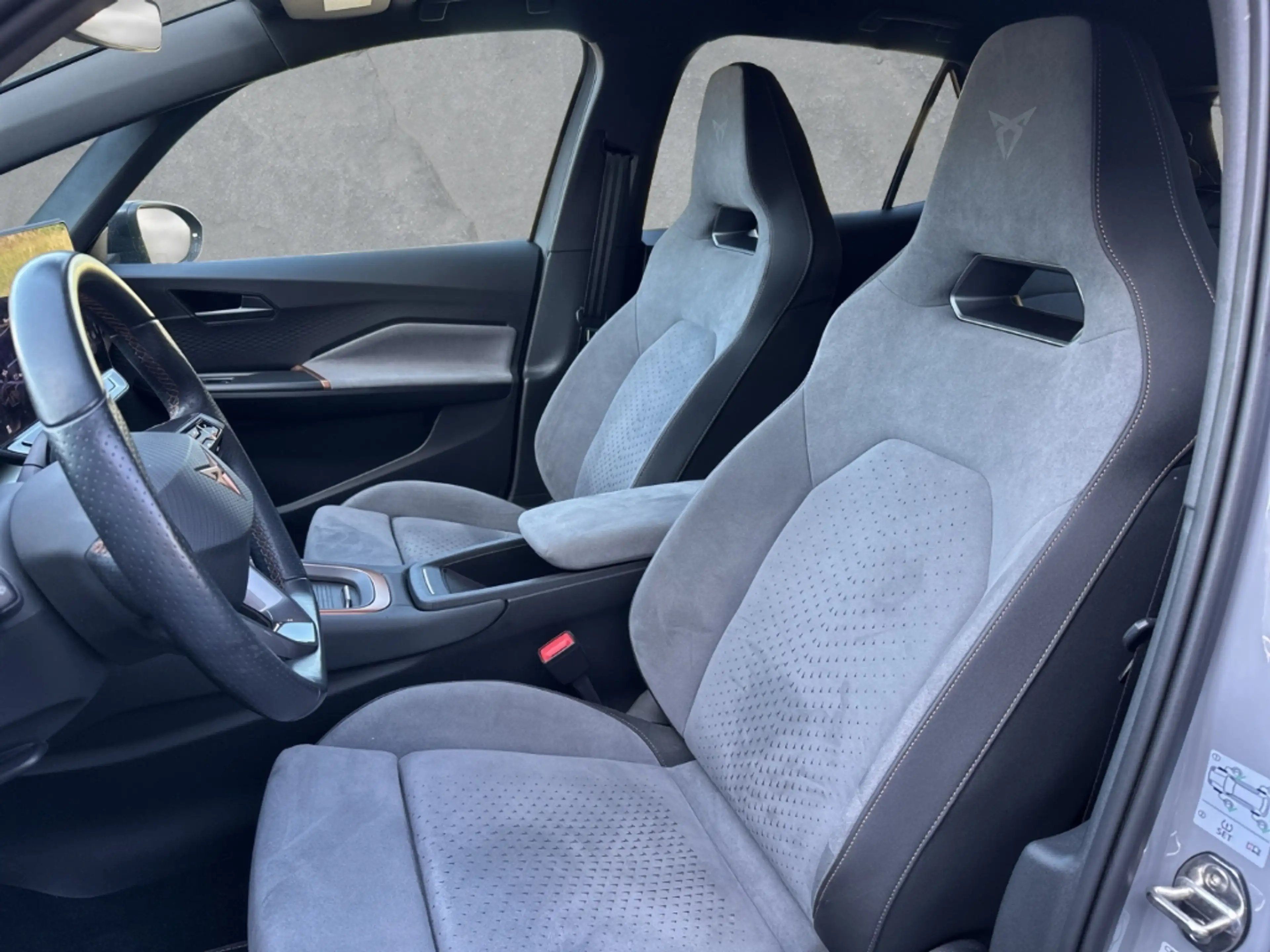 CUPRA Born Edition Dynamic 170 KW Navi Soundsystem Massagesit — photo 12