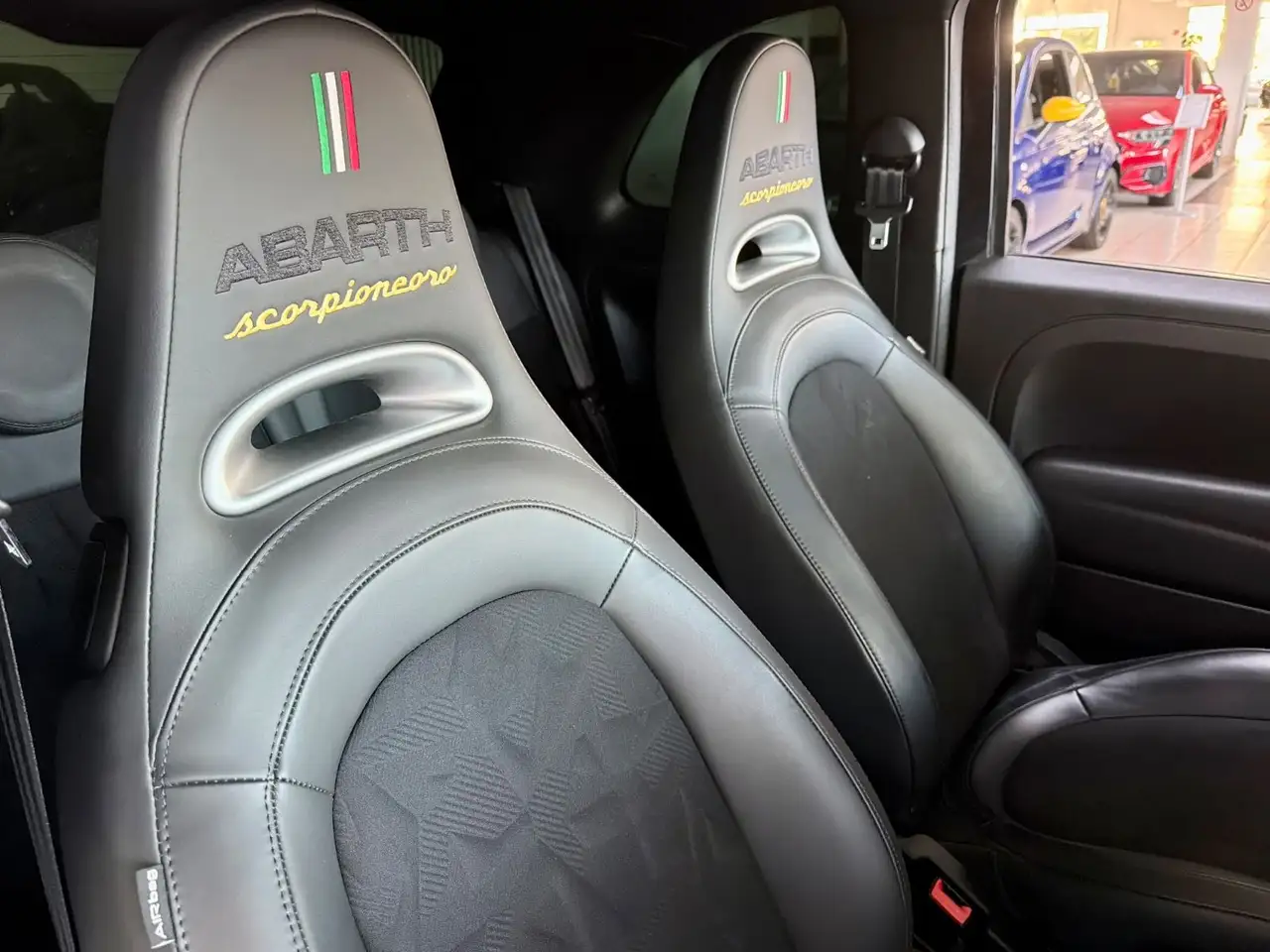 Abarth 595 2021 — фото 10