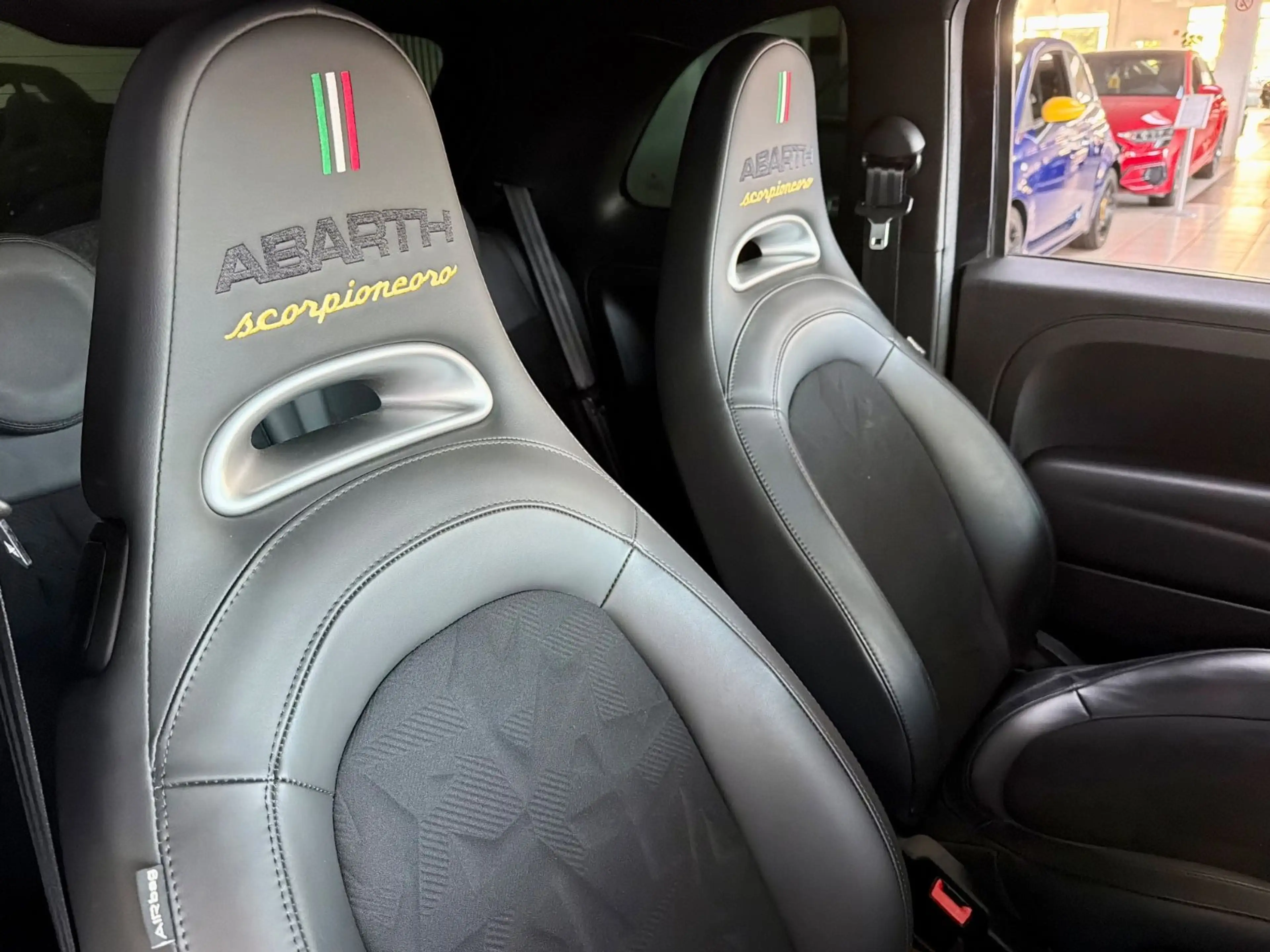 Abarth 595 Scorpioneono — photo 10