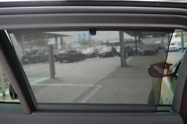 BMW M5 (verkauft) *Ultimate Package/Pano/AHK/B&W Sound/Keramik Bremse* Ansicht 9