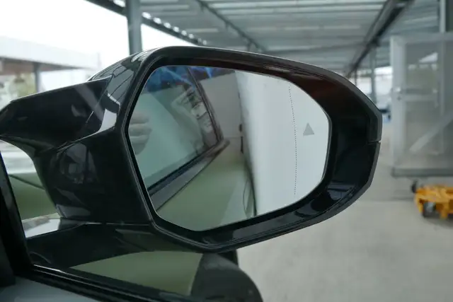 BMW M5 (verkauft) *Ultimate Package/Pano/AHK/B&W Sound/Keramik Bremse* Ansicht 45