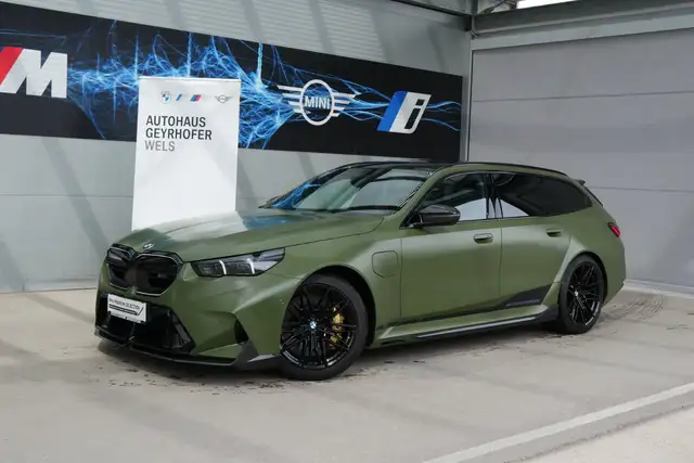 BMW M5 (verkauft) *Ultimate Package/Pano/AHK/B&W Sound/Keramik Bremse* Ansicht 1