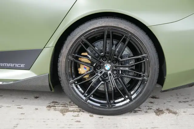 BMW M5 (verkauft) *Ultimate Package/Pano/AHK/B&W Sound/Keramik Bremse* Ansicht 5