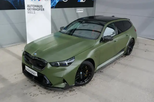 BMW M5 (verkauft) *Ultimate Package/Pano/AHK/B&W Sound/Keramik Bremse* Ansicht 4