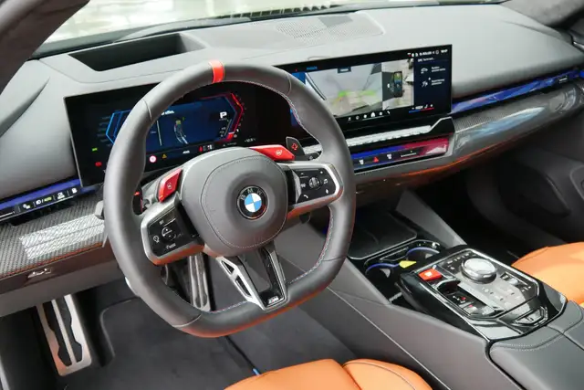 BMW M5 (verkauft) *Ultimate Package/Pano/AHK/B&W Sound/Keramik Bremse* Ansicht 14