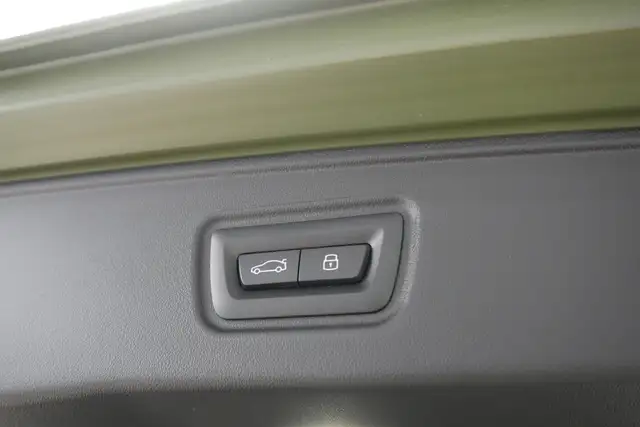 BMW M5 (verkauft) *Ultimate Package/Pano/AHK/B&W Sound/Keramik Bremse* Ansicht 41