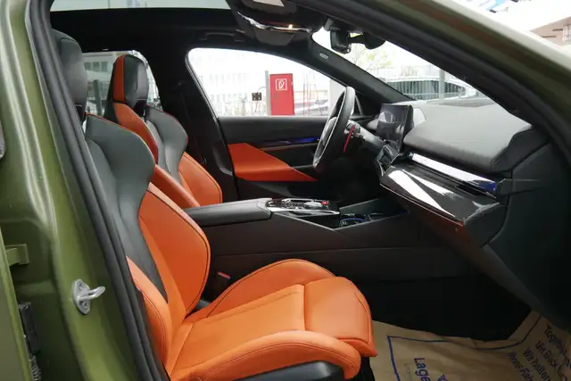 BMW M5 (verkauft) *Ultimate Package/Pano/AHK/B&W Sound/Keramik Bremse* Ansicht 43